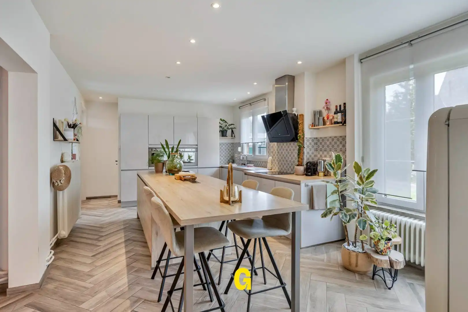Knap gerenoveerde halfopen woning met drie slaapkamers en tuin op 4a 45ca, vlak bij het centrum van Hoeselt foto 9