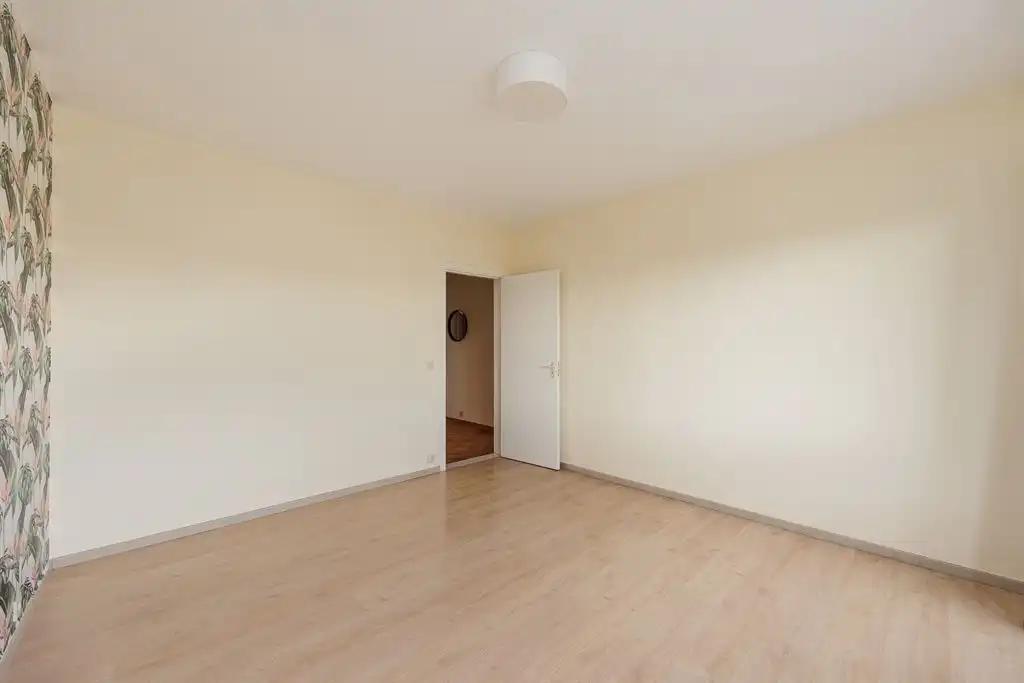 Licht appartement vlakbij Te Boelaerpark foto 9