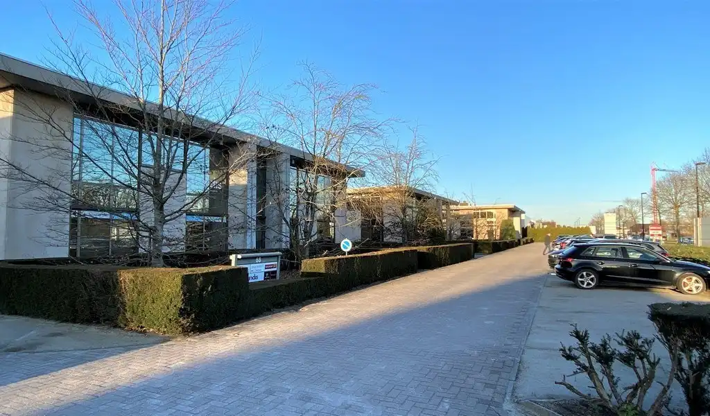 Instapklare kantoren te huur in Latem Business Park foto {{pictureIndex}}