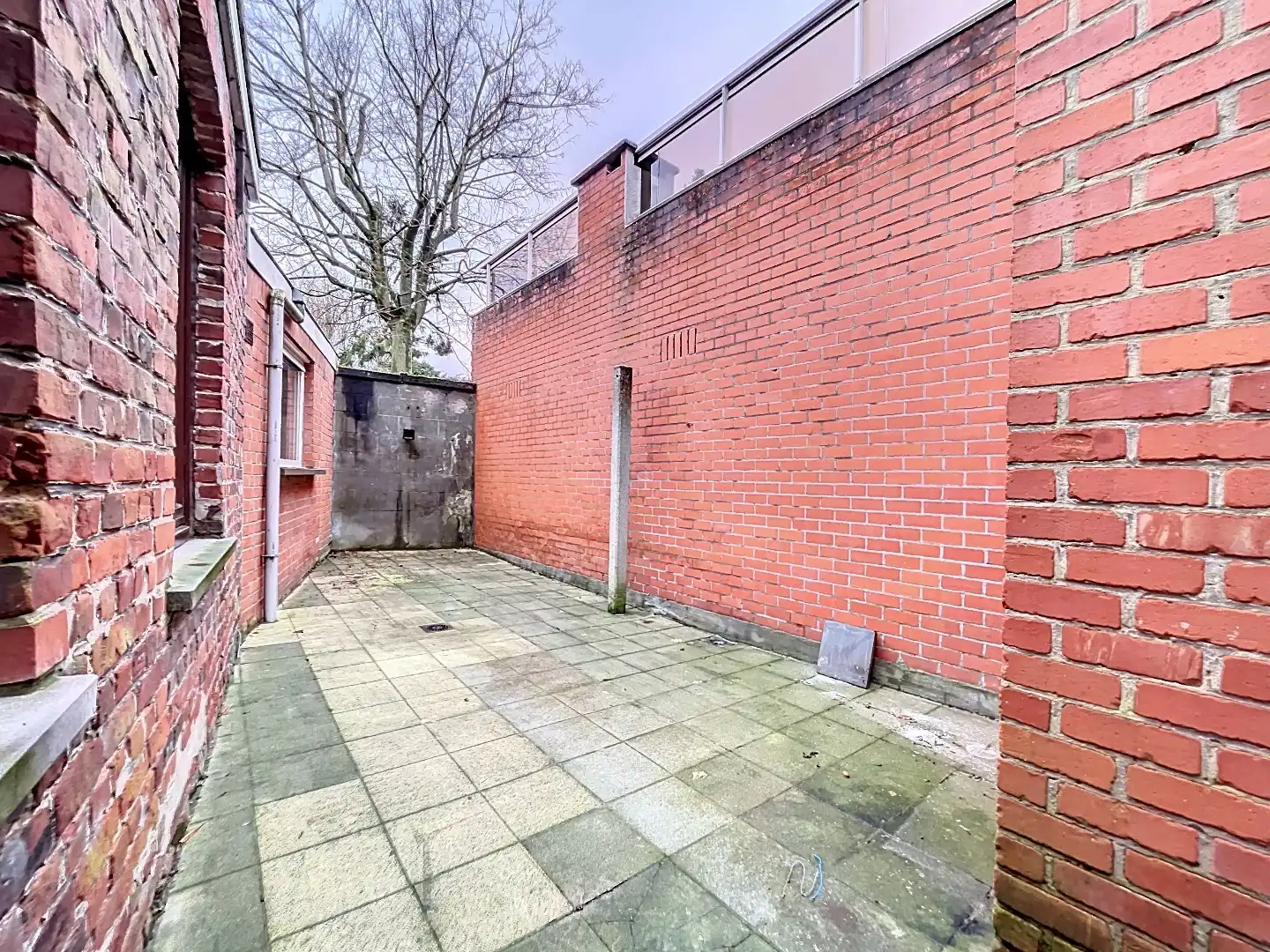 Gelijkvloers appartement met binnenkoer in centrum van Staden foto 5