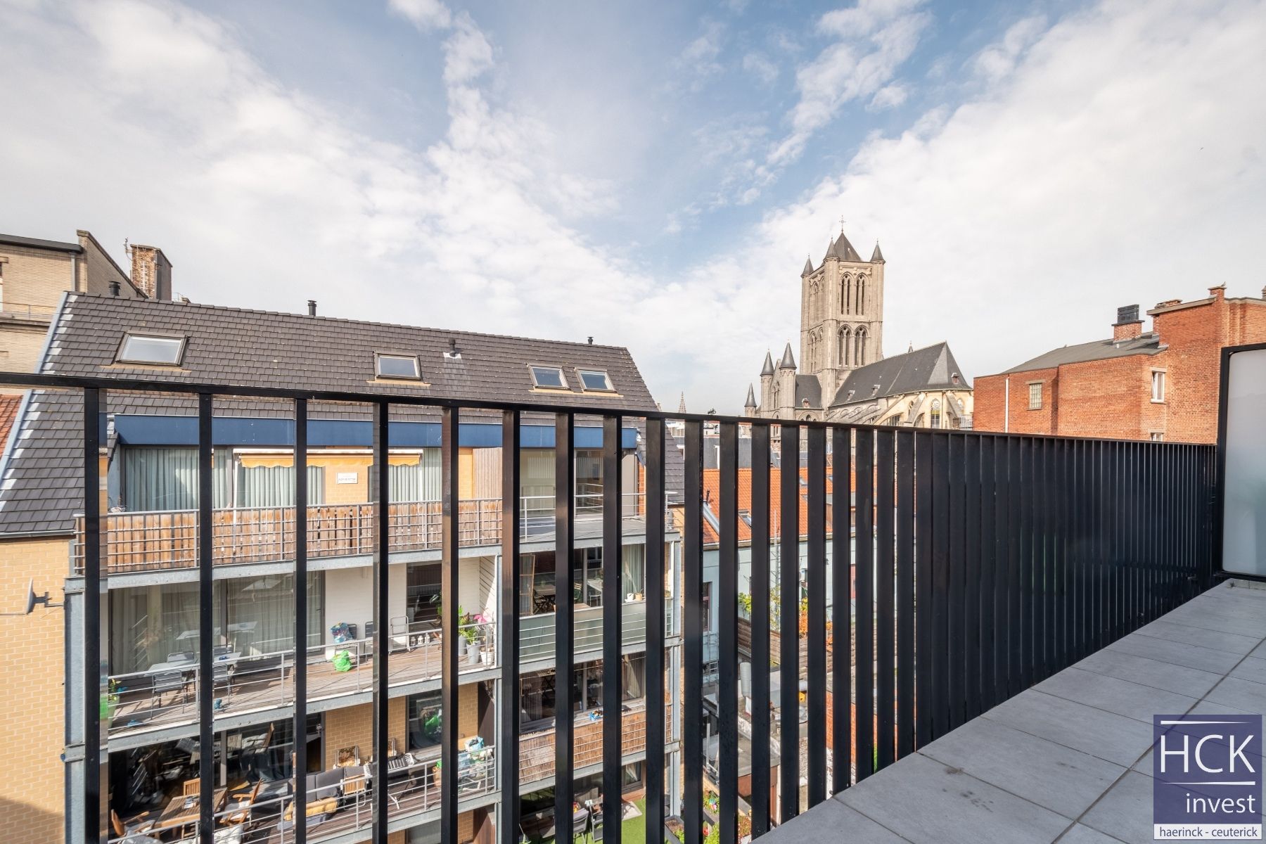 GENT - TOPLIGGING (!) Uiterst gezellig 1slpk appartement met terras!! foto 4