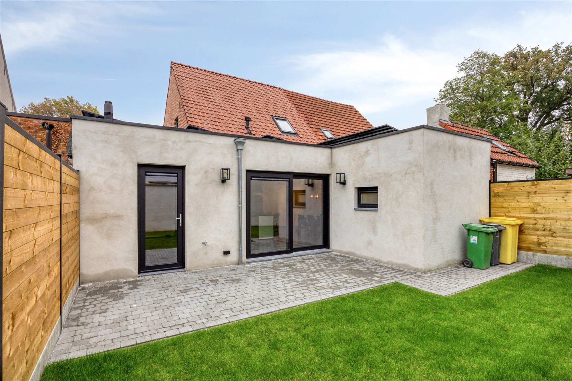 Moderne woning met 3 slaapkamers, 2 badkamers aan de vaart foto 31