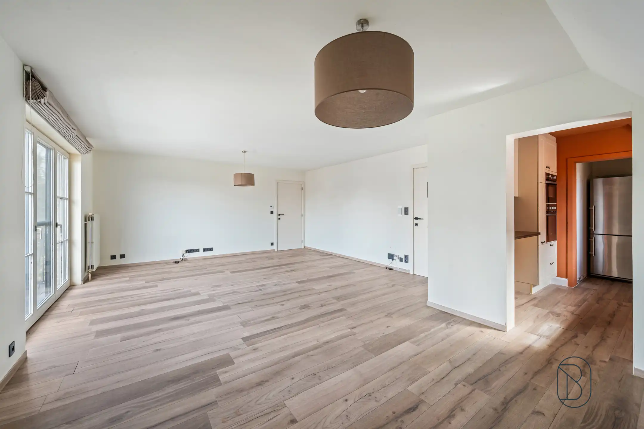 Instapklaar 2-slaapkamerappartement met garage in Harelbeke foto 3