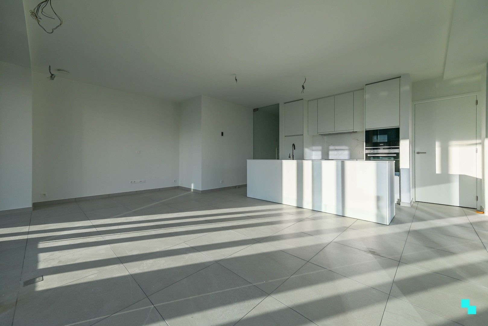 Hoekappartement in blok VI van residentie Blauwpoorte foto 7