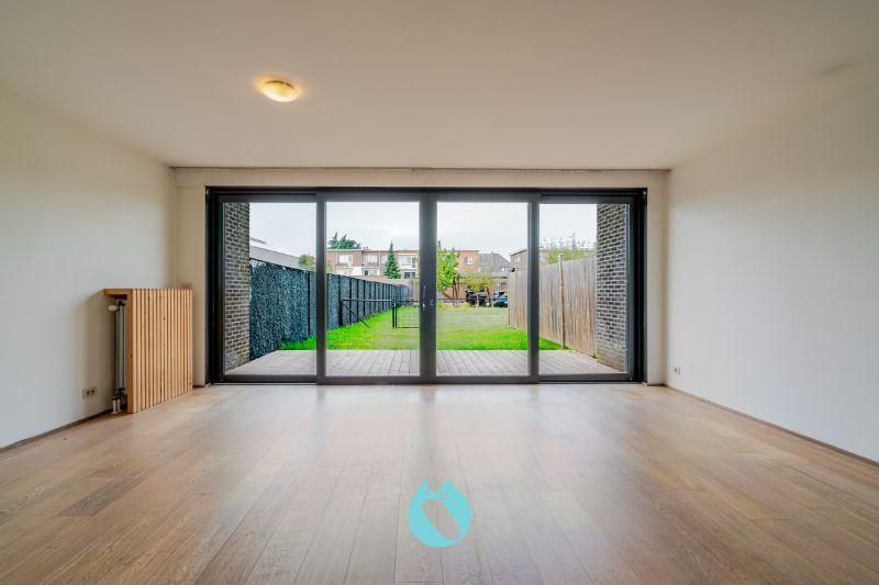 Ruim gelijkvloers 3-slaapkamer appartement te Wondelgem foto 3