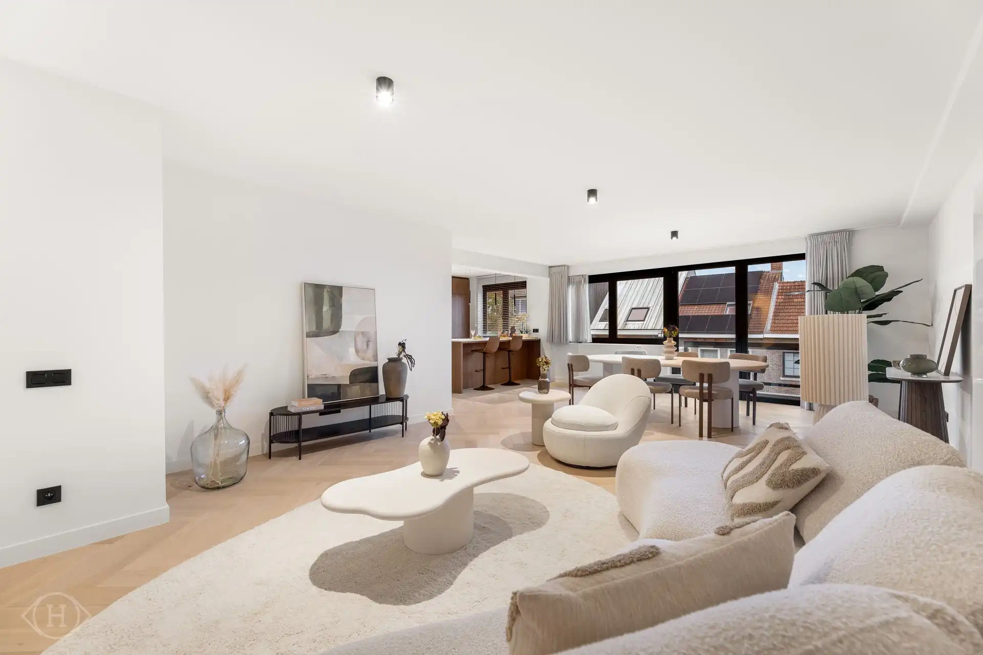 Luxueus 3-slaapkamerappartement met terras foto 8