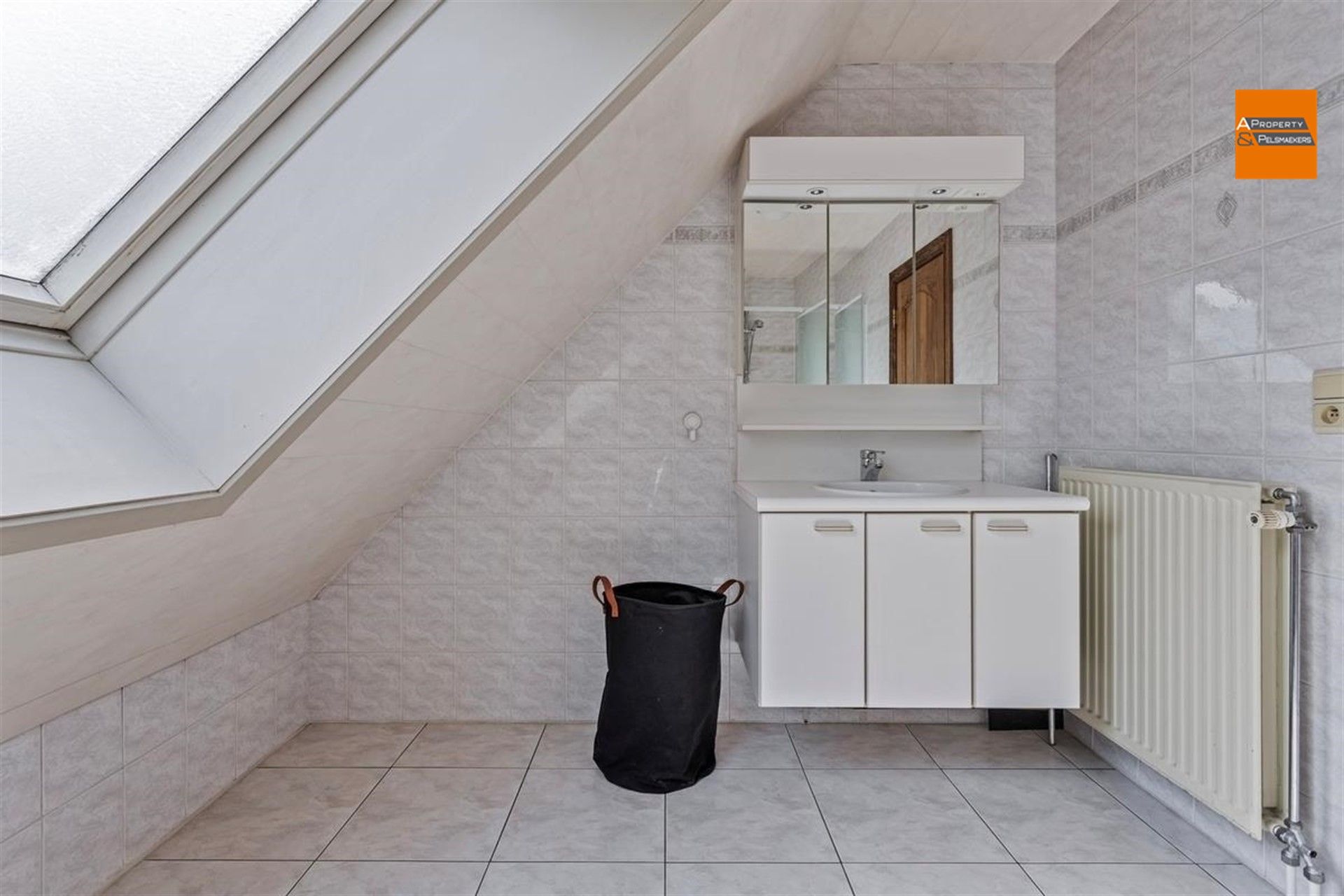 Ruime villa met 4 /5 slaapkamers op prachtige stuk grond foto 21
