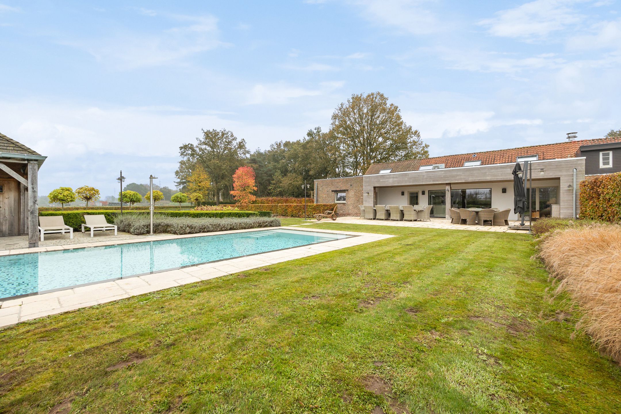 Unieke landelijke woning met prachtige tuin op 3338 m2  foto 9