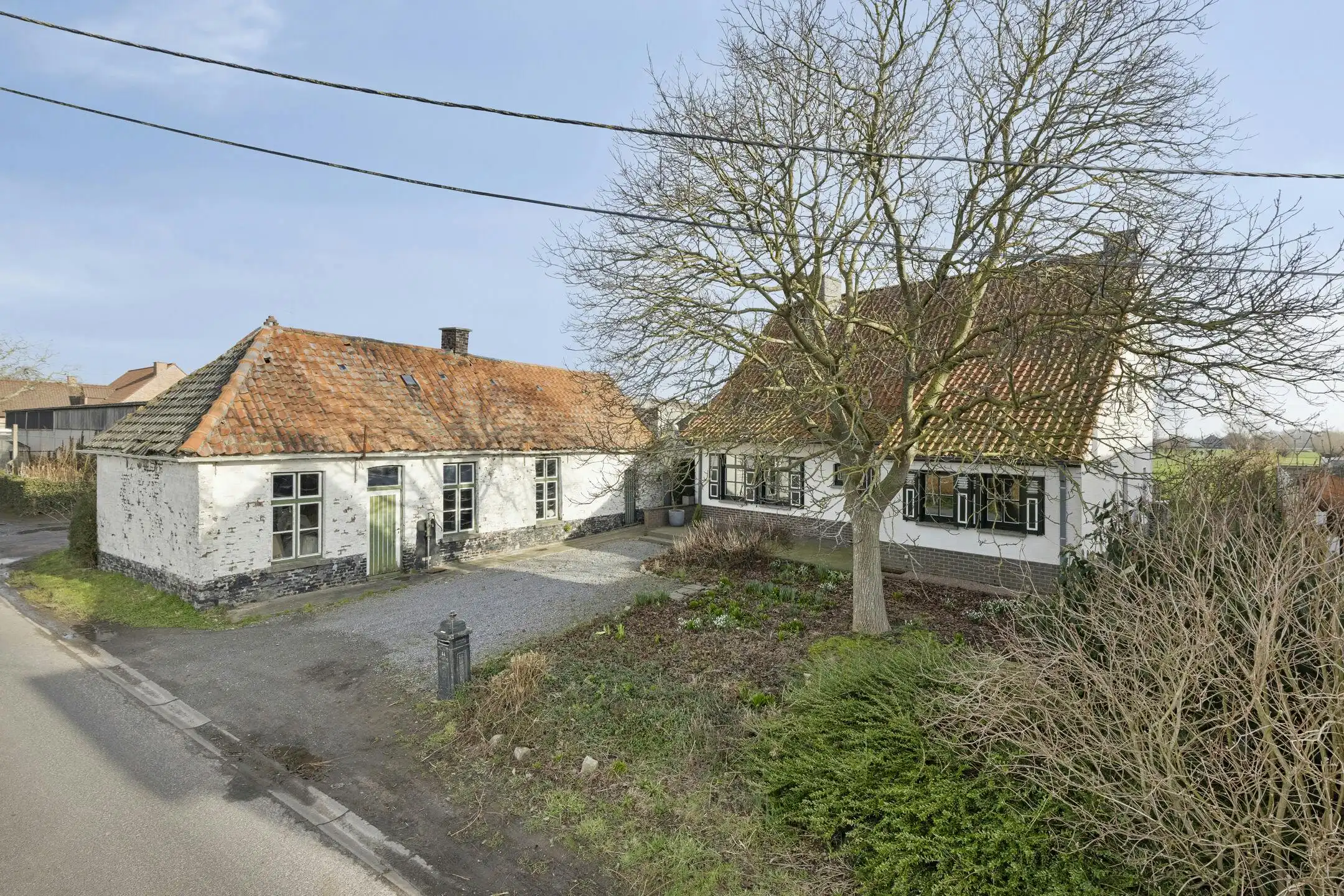 Huis met 4 slaapkamers en atelier te koop in Avelgem foto 2