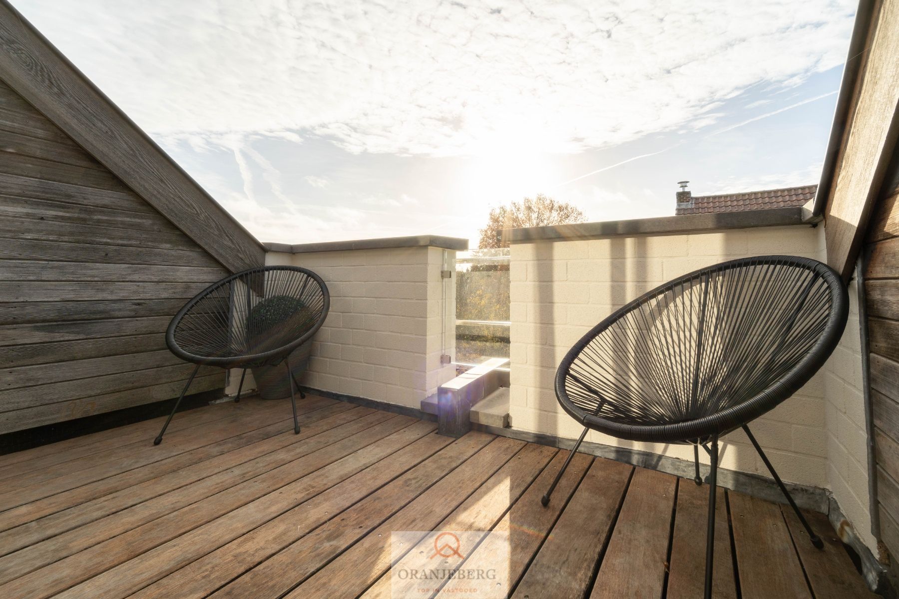 Lichtrijke studio met terras Sint-Amandsberg! foto 13