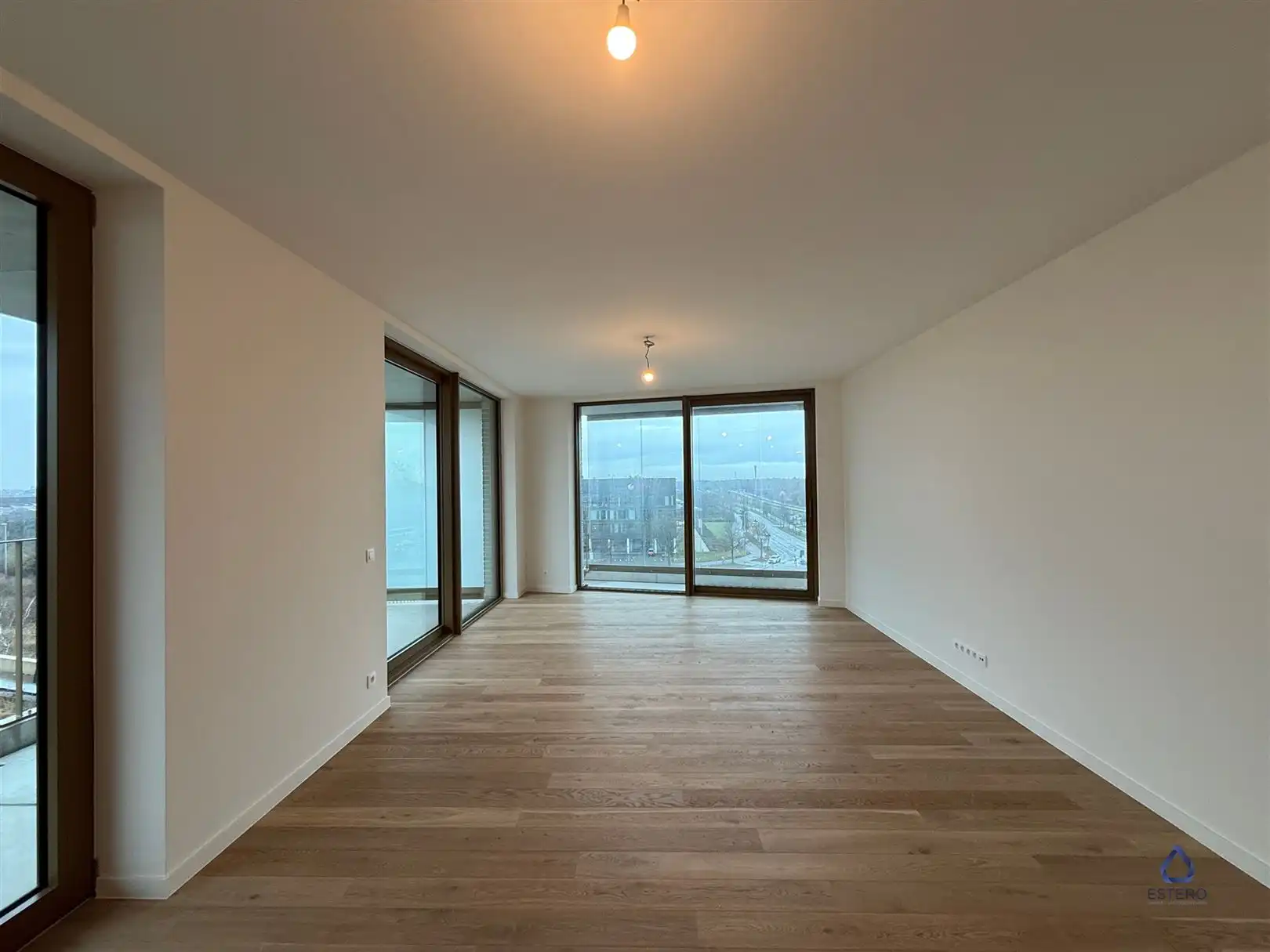 Luxe nieuwbouwappartement met dubbel terras op toplocatie foto 5