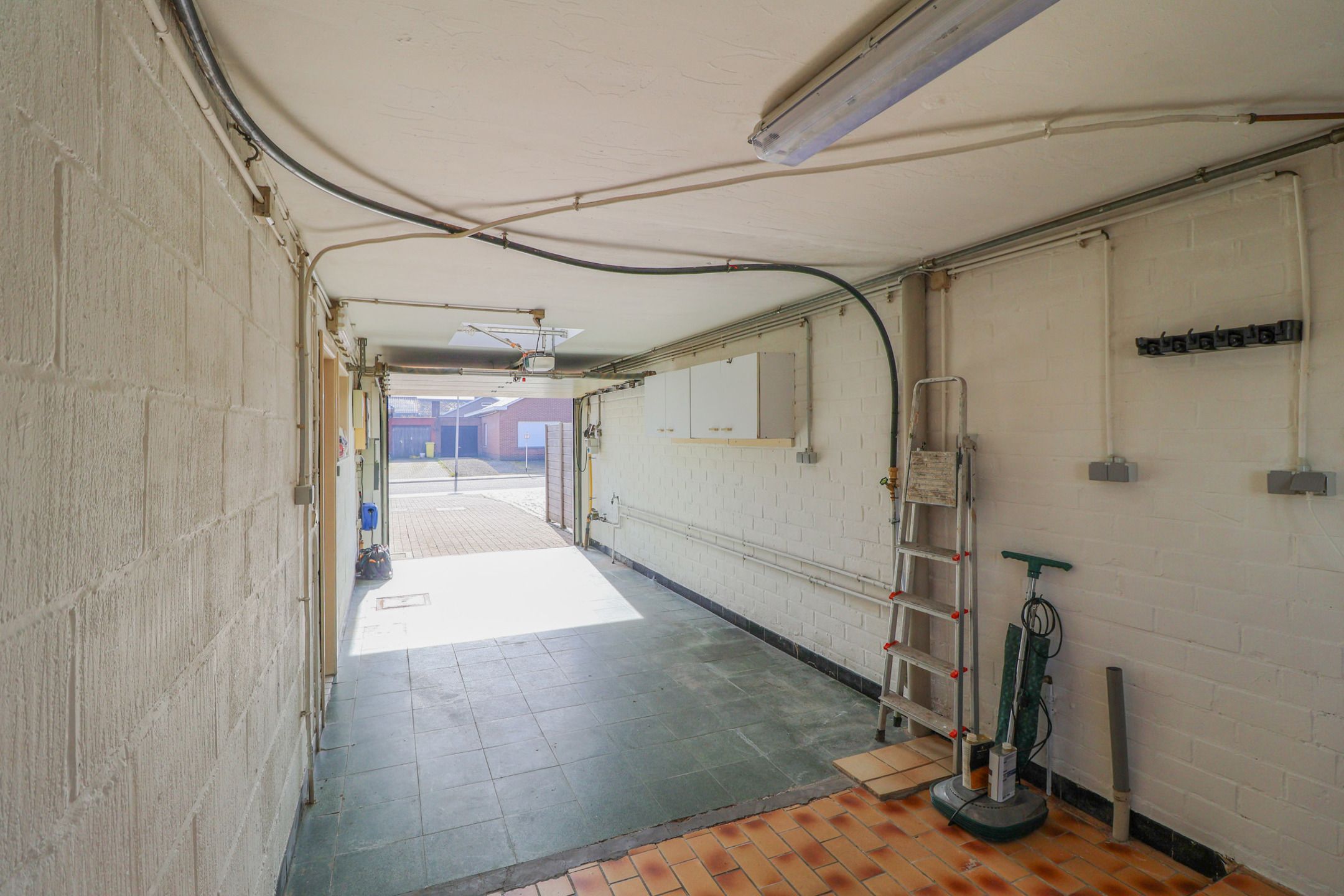 Uitstekend gelegen bungalow foto 12