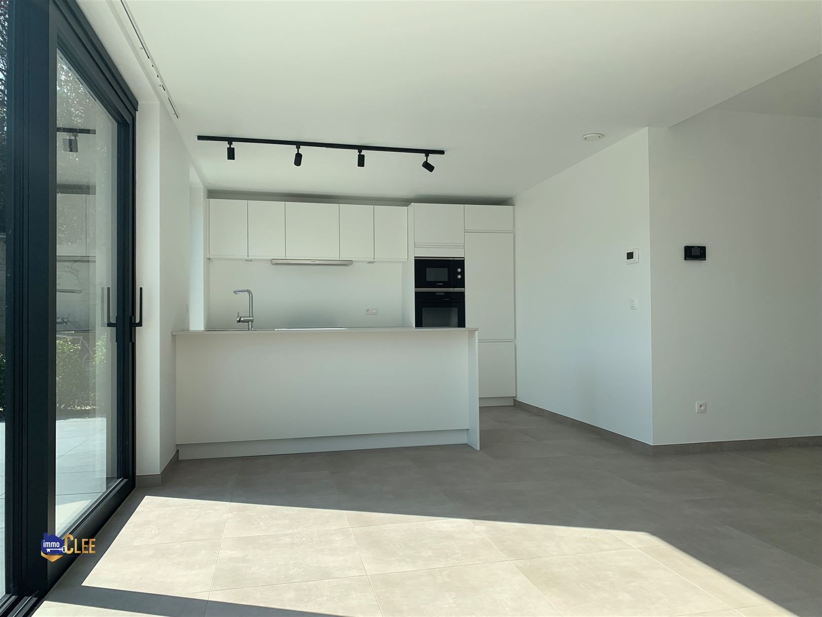 Ruim gelijkvloers appartement in Sint-Truiden foto 6
