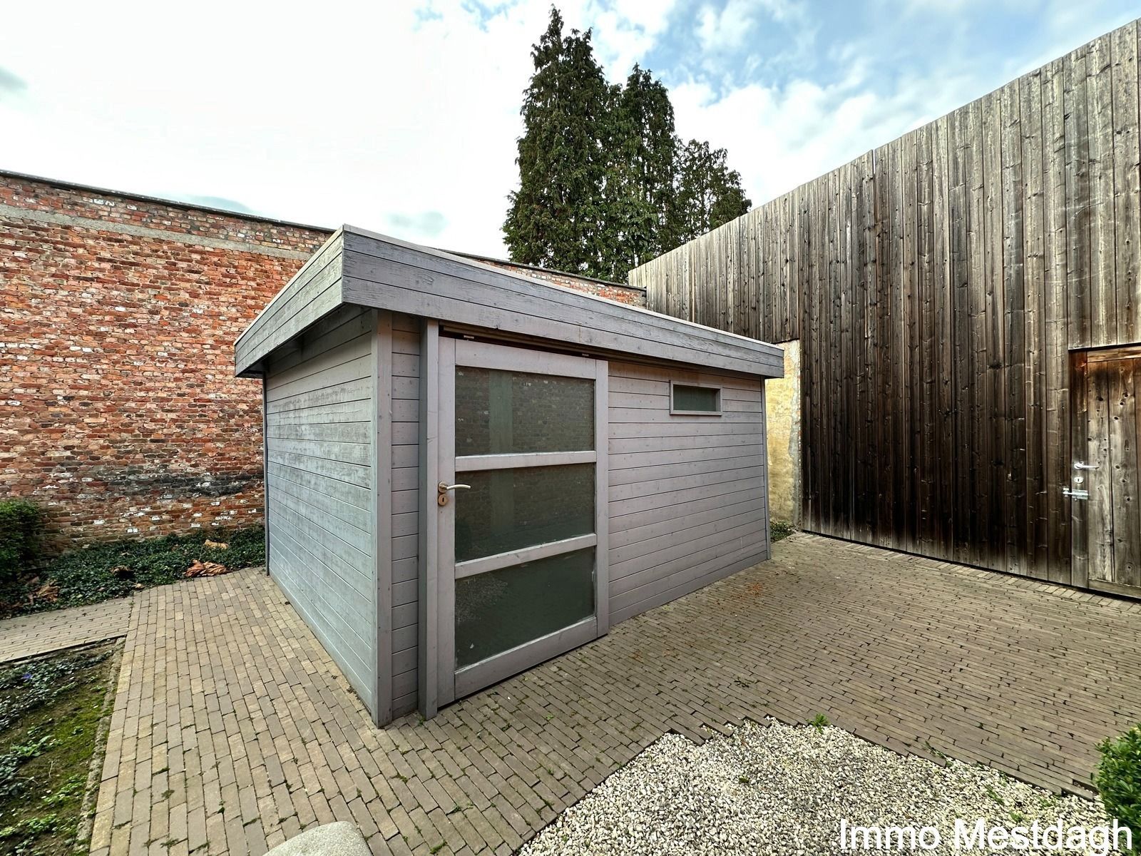 Ruim gelijkvloers appartement met tuin en autostaanplaats. foto 16