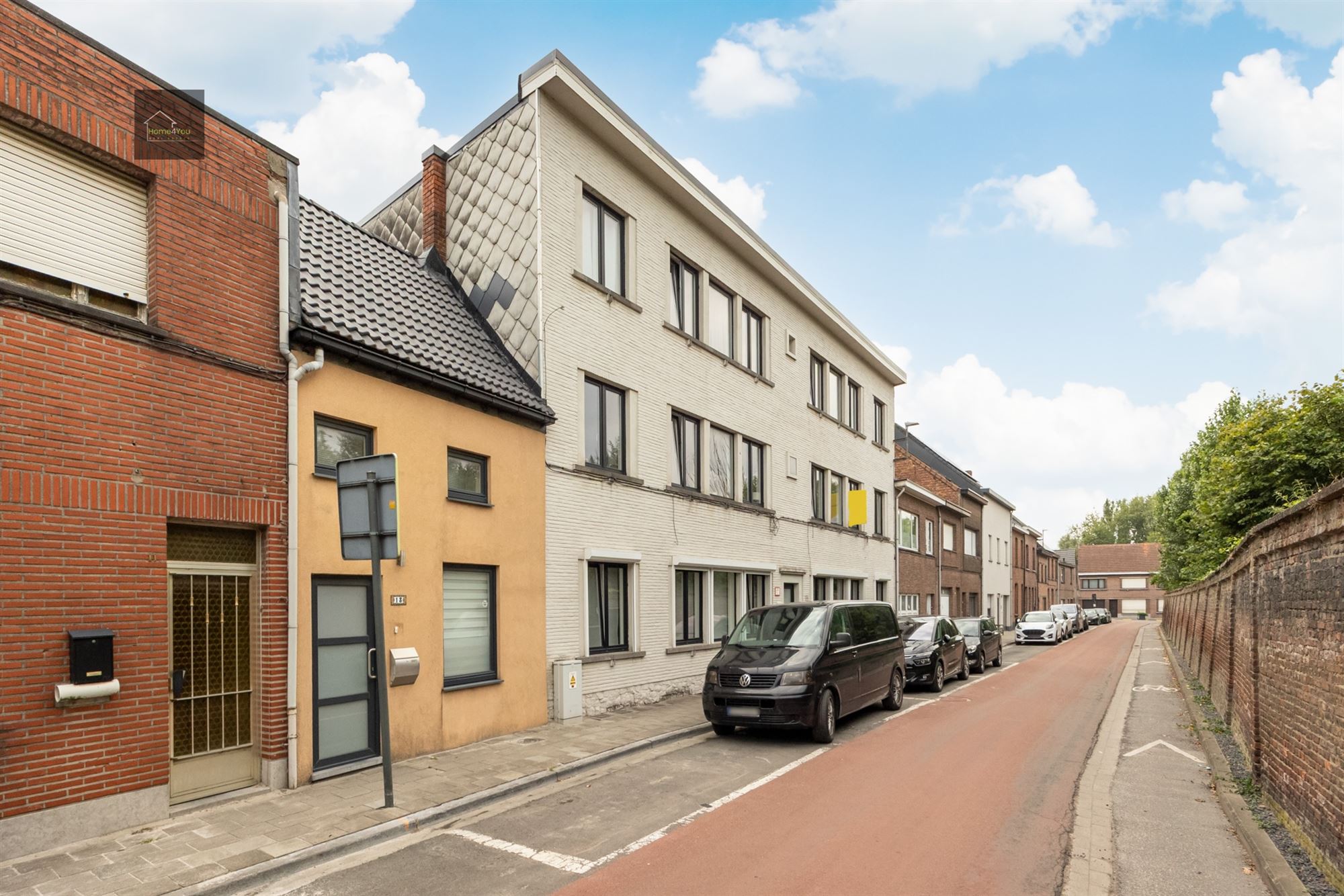 Gelijkvloers appartement met zeer grote tuin foto 14