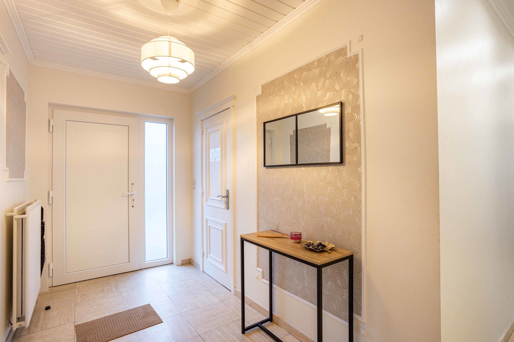 Alleenstaande villa met garage residentiële wijk te Ronse foto 4