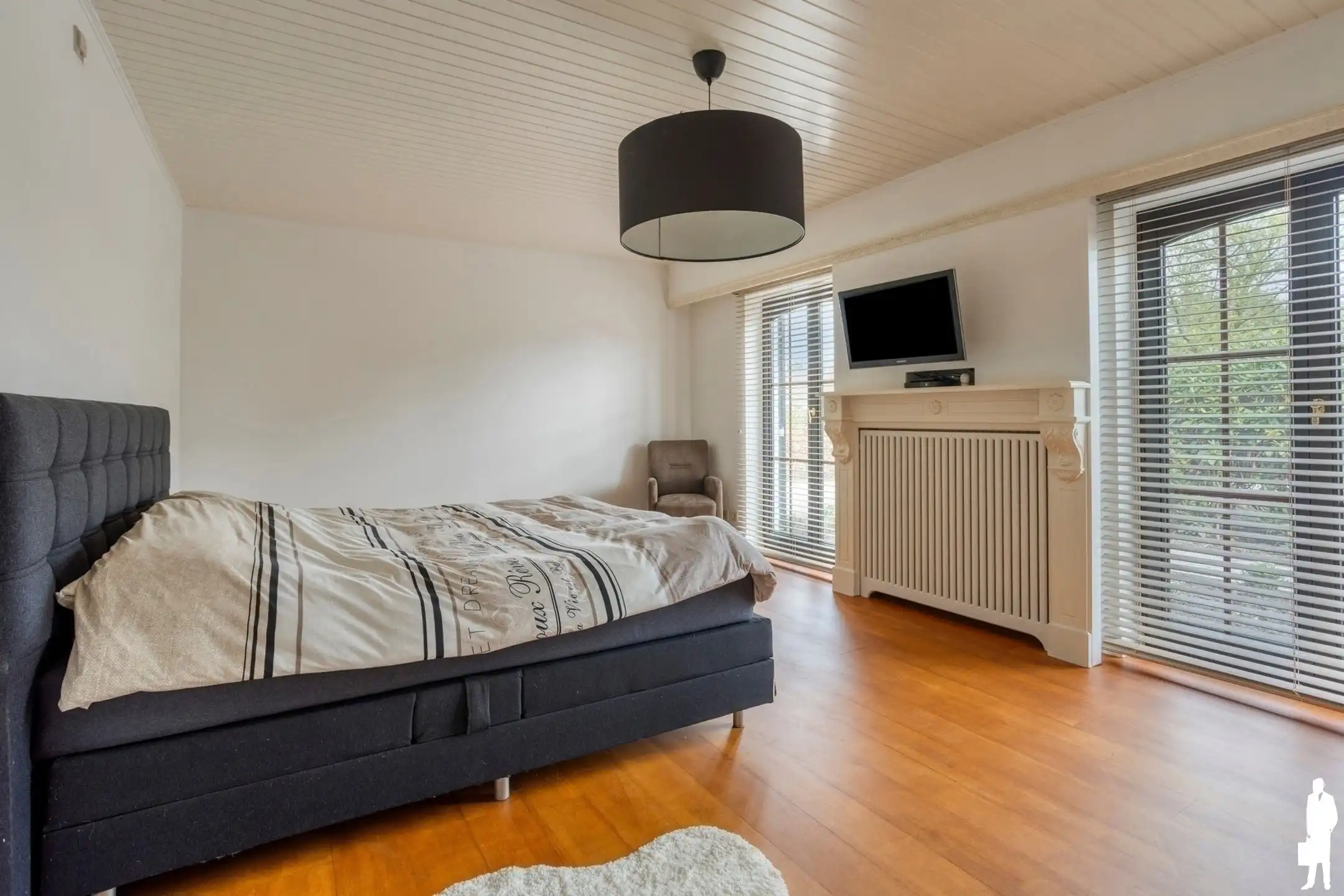 Uitzonderlijk ruime charmante villa op 2451m² foto 13