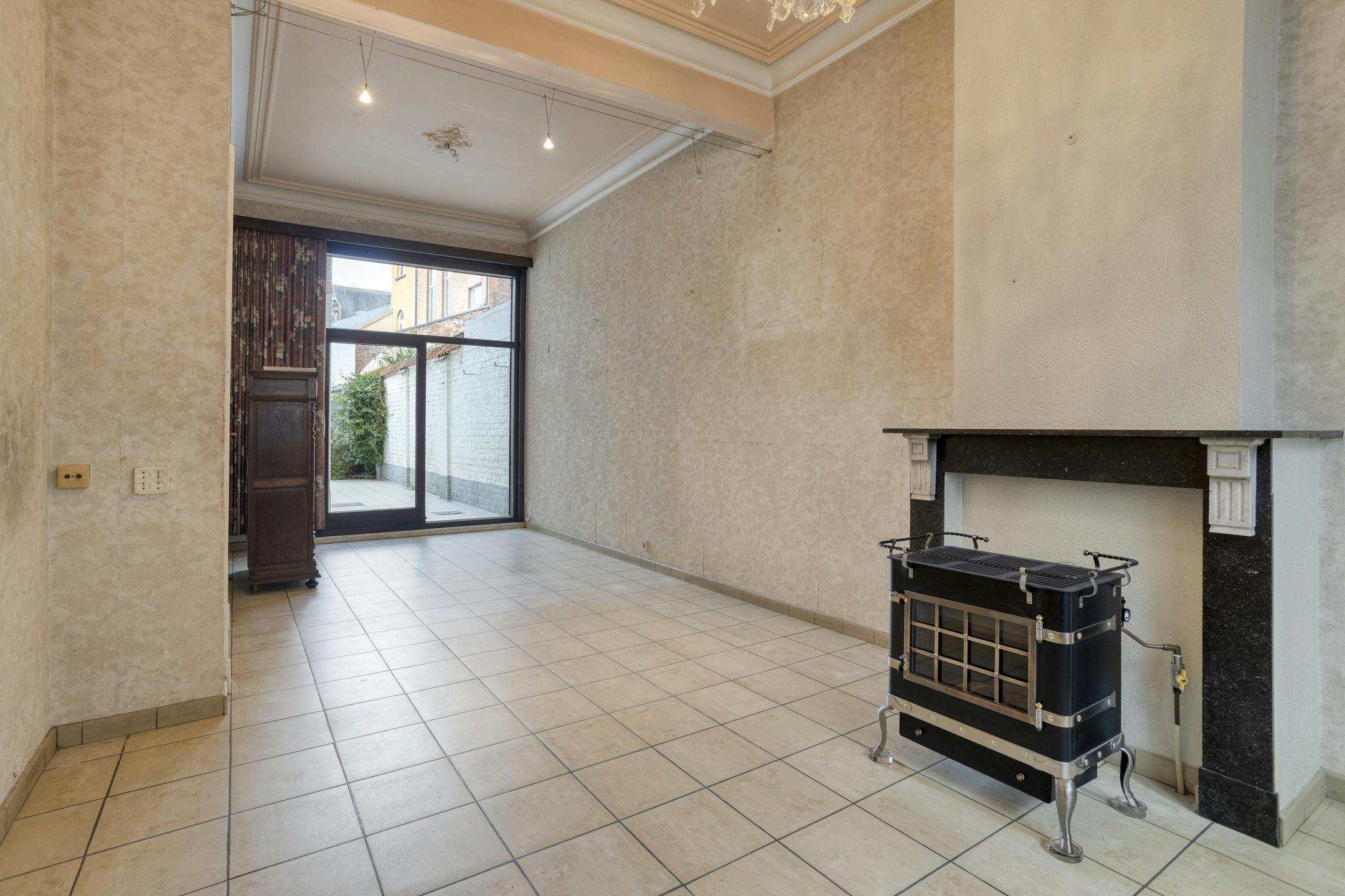 Charmant huis te koop in Sint-Clarastraat Brugge foto 3