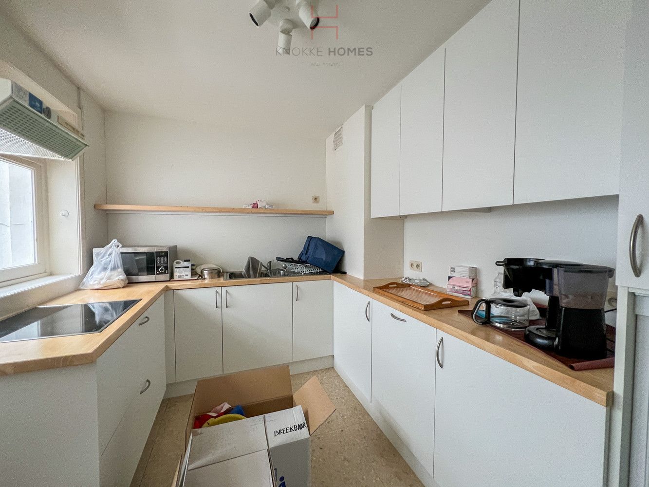 Ruim appartement op de zeedijk aan het Albertstrand-Duinbergen foto 12