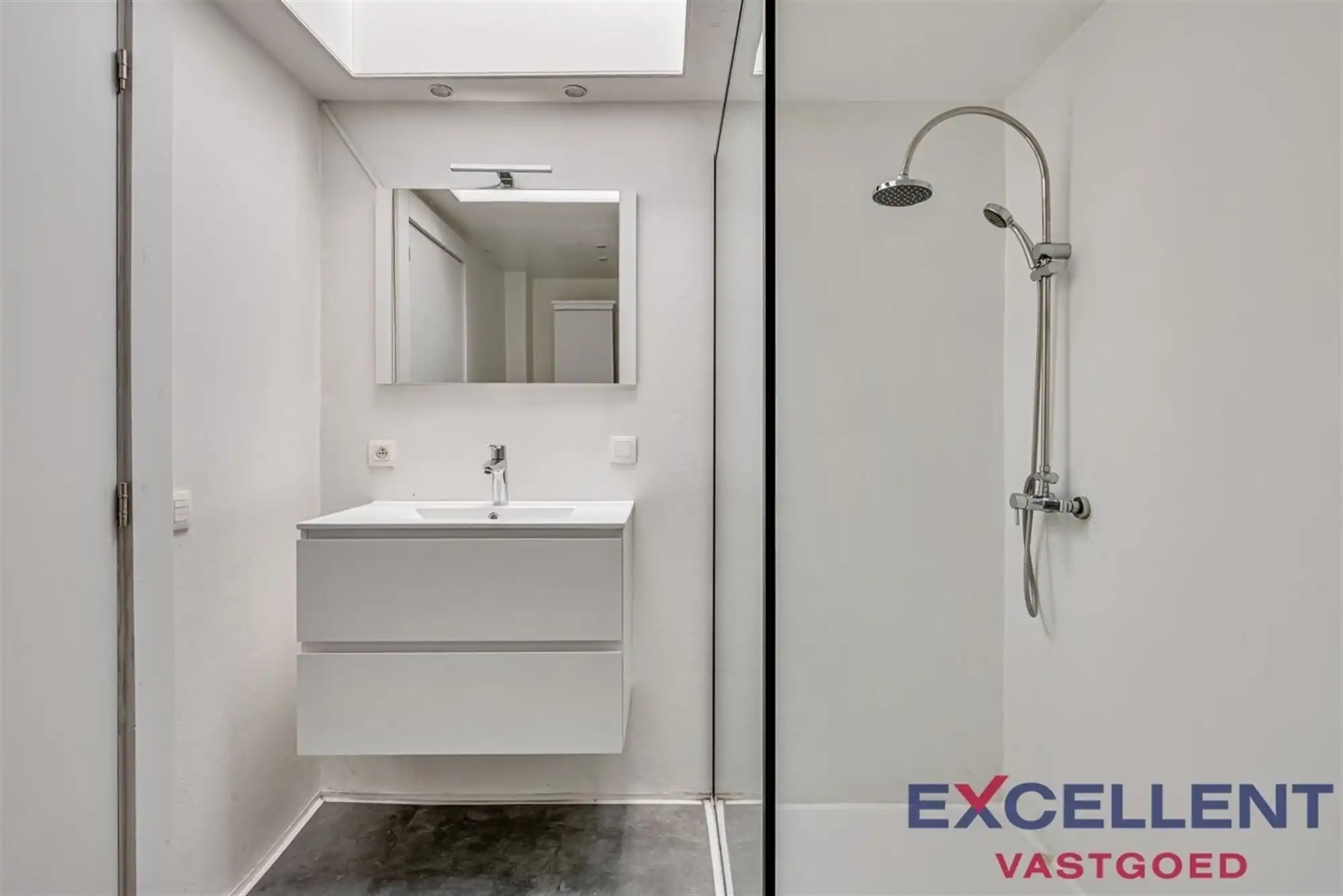 Opbrengsteigendom met 2 verhuurbare appartementen foto 8