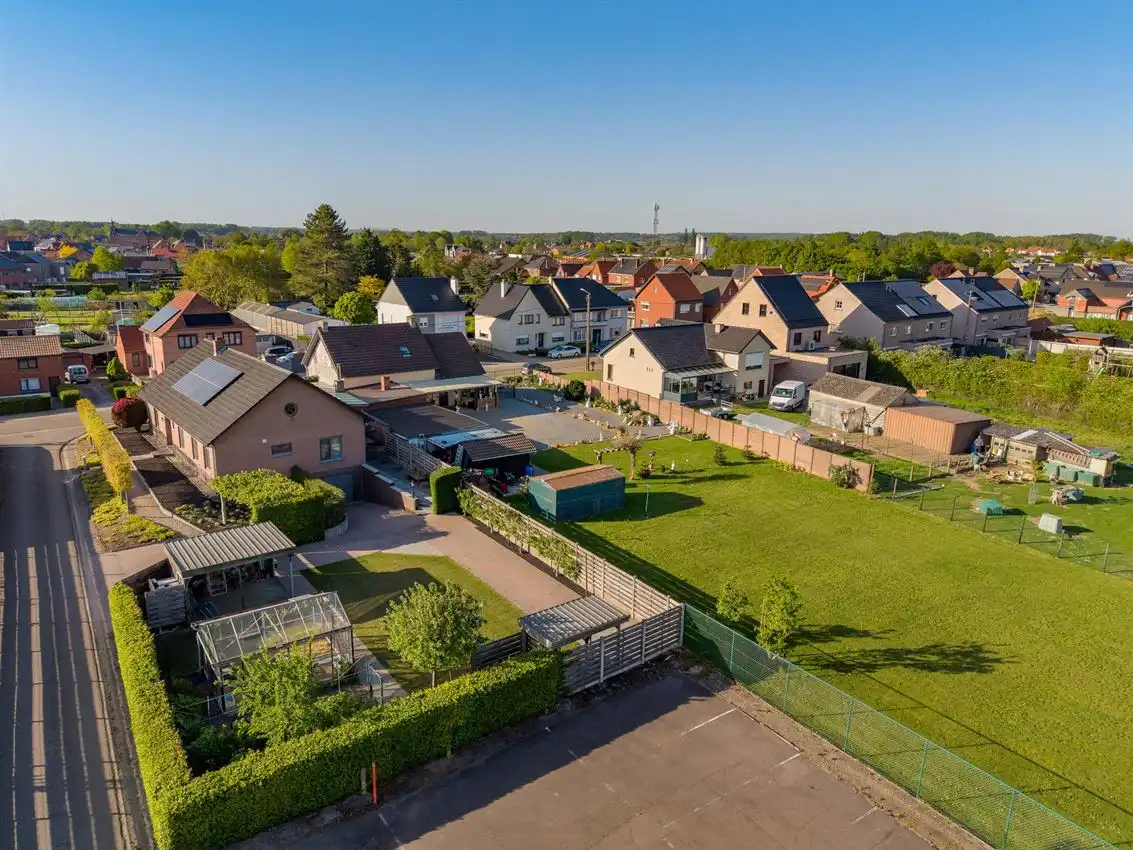Gerenoveerde woning 3slk op rustige ligging foto 51