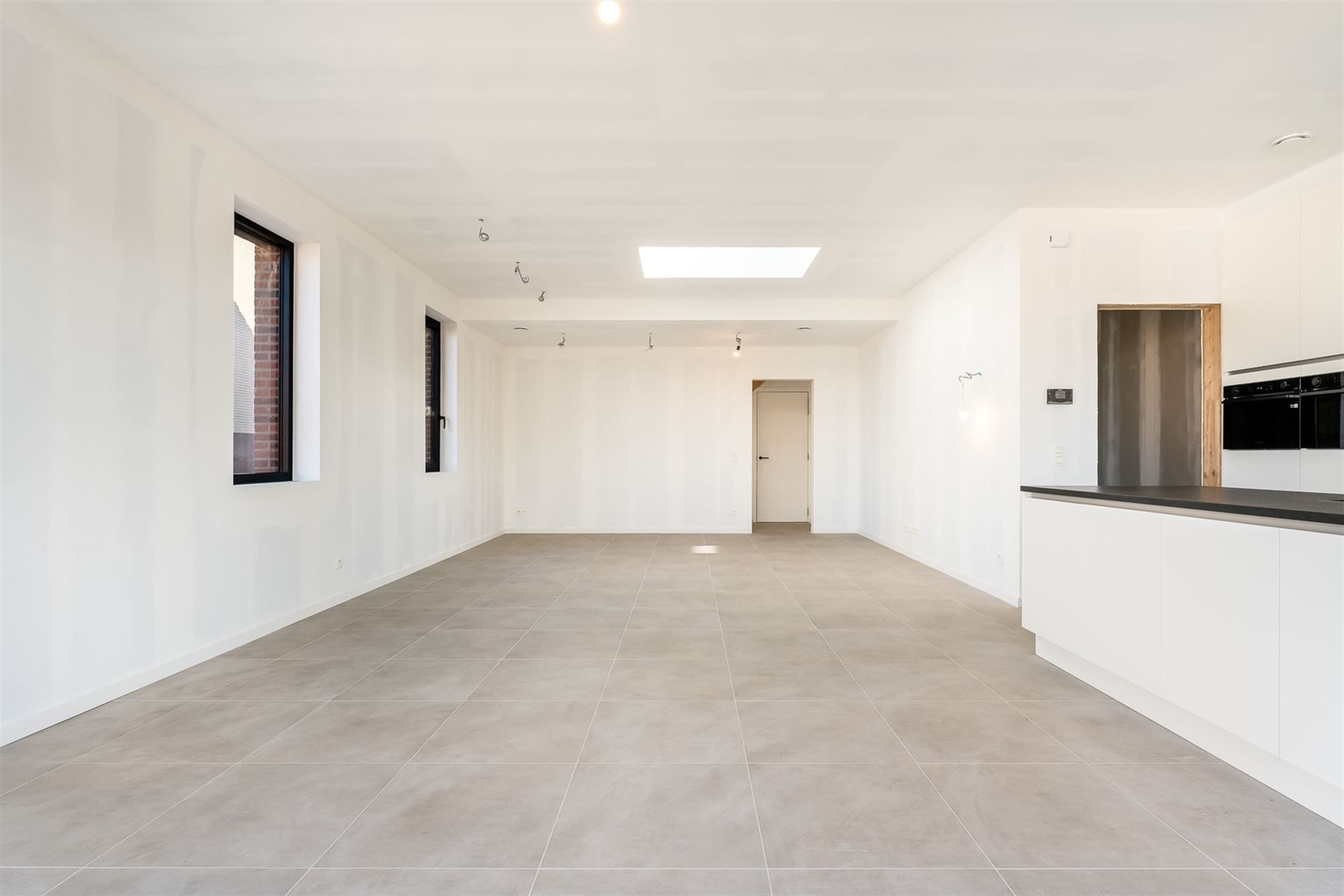 ZEER RUIME, HOOGKWALITATIEVE NIEUWBOUWWONING! foto 4