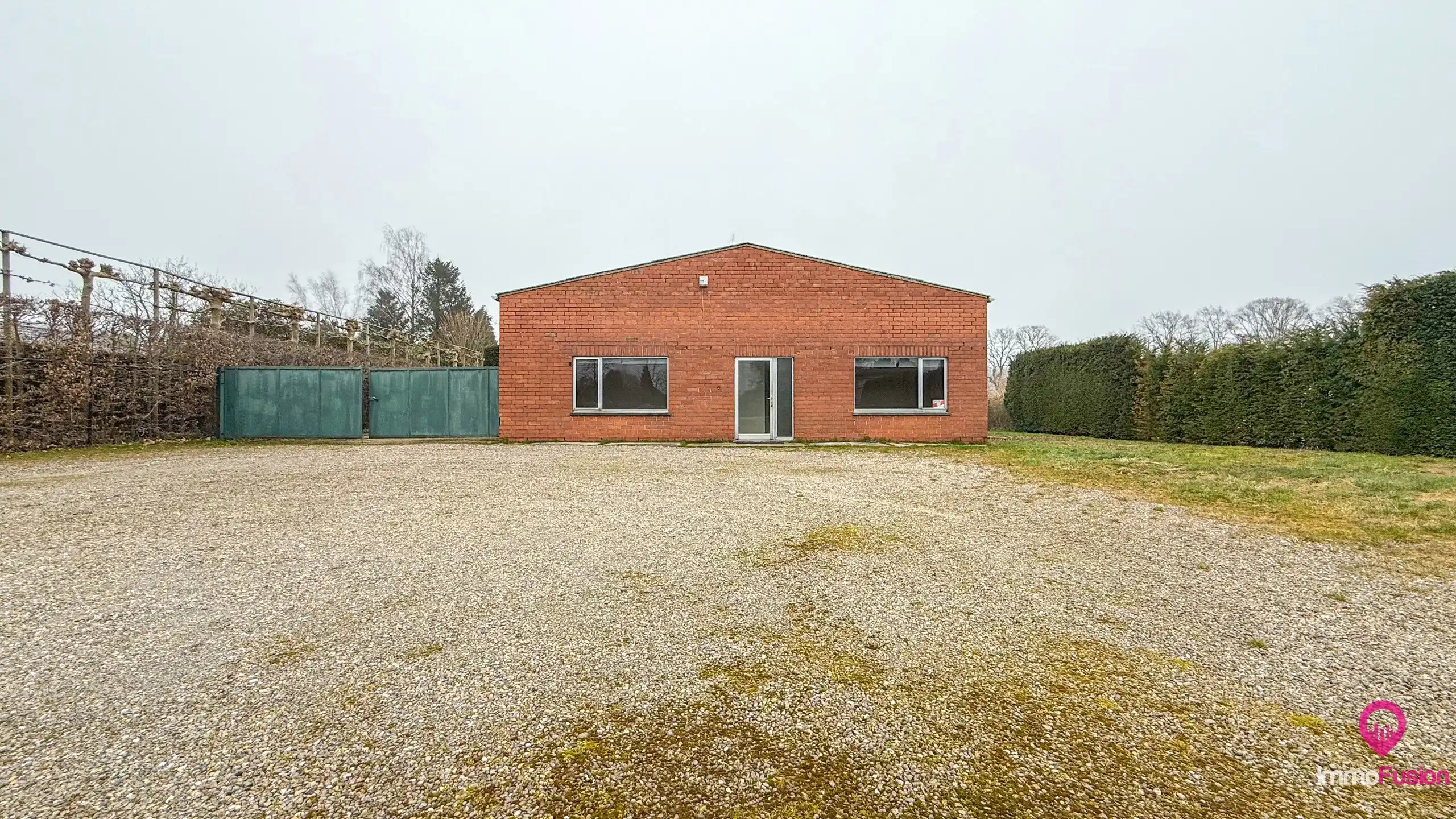 Magazijn met 4 aparte ruimtes en uitstekende bereikbaarheid! foto 4