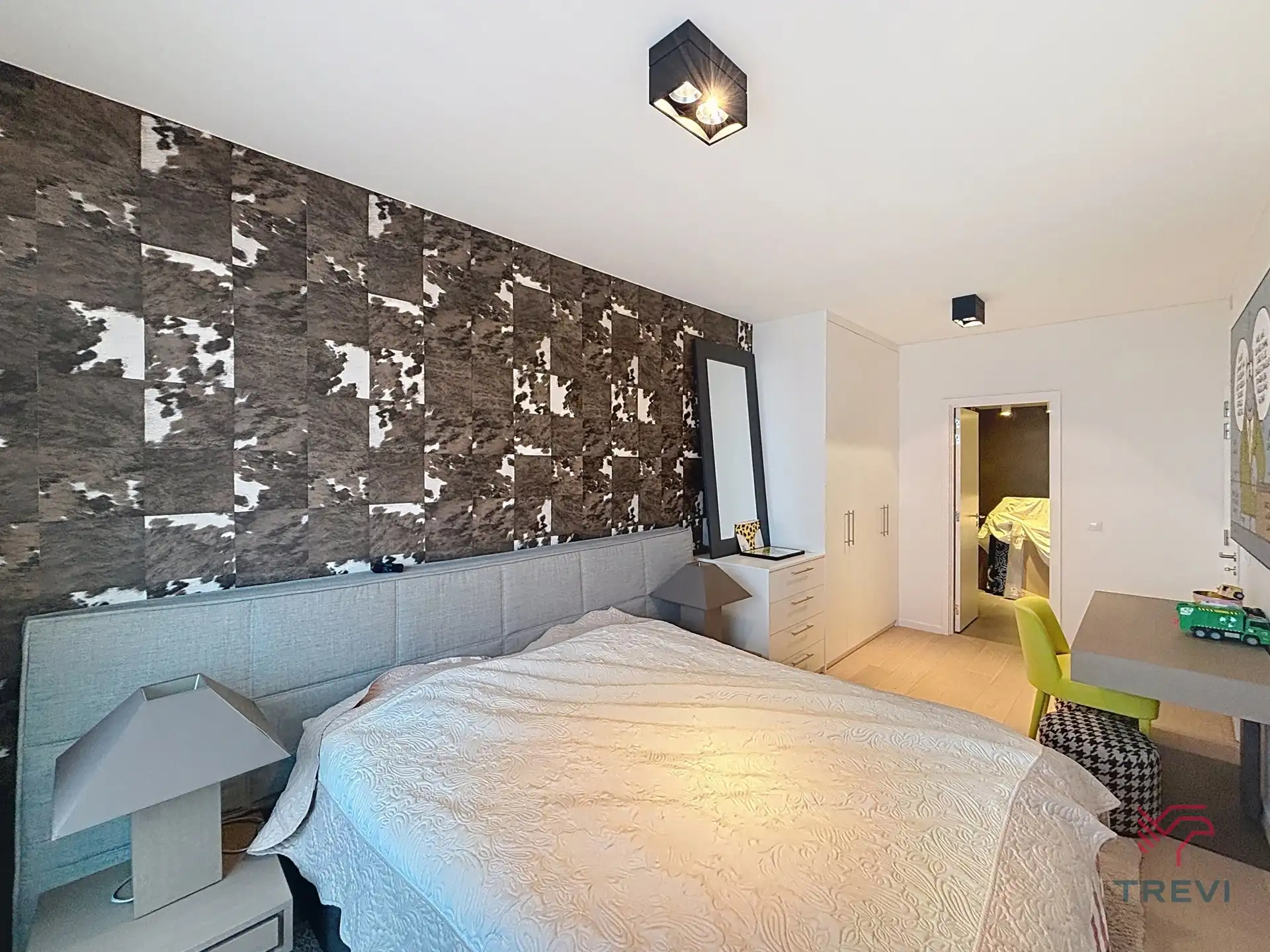 UP-SITE 27E VERDIEPING, 3 SLAAPKAMER FLAT VAN ± 219M². foto 19