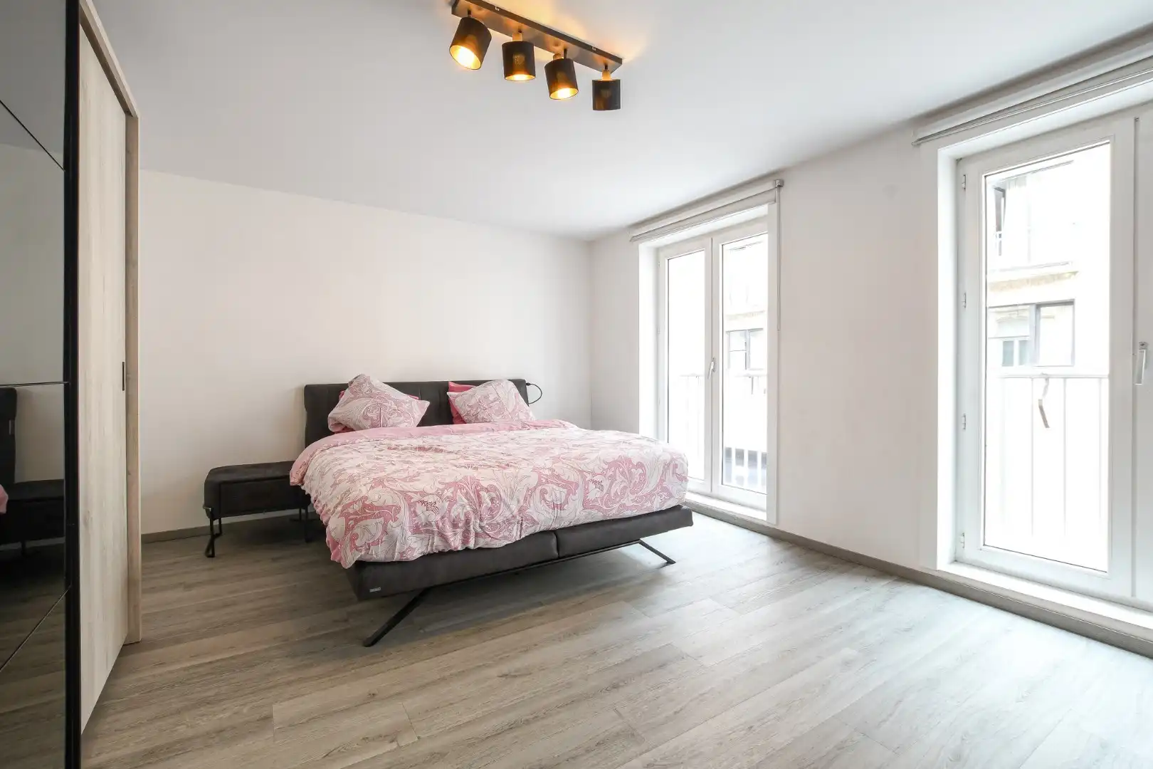 Ruime woning op 50 meter van de zee in Blankenberge foto 20