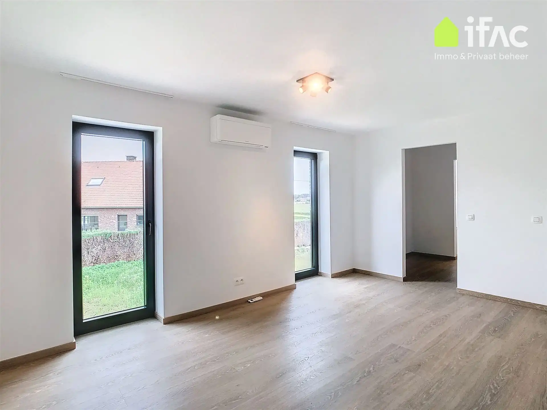 Moderne en energiezuinige villa foto 8