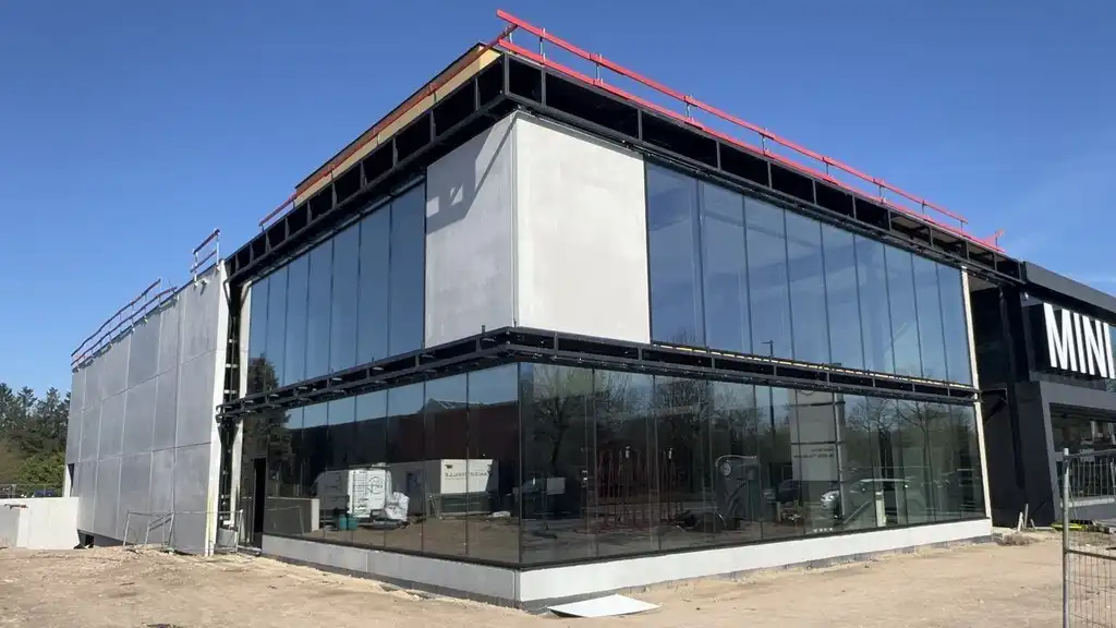 Nieuwbouw showroom met magazijn te huur langs N43 in Sint-Denijs-Westrem foto 2