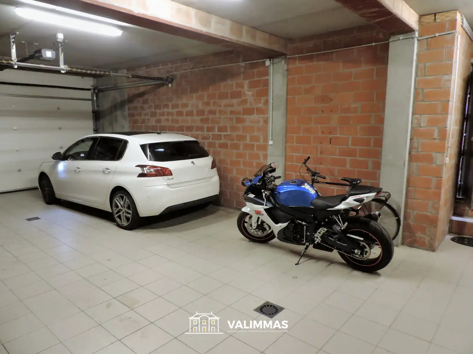 Welgelegen duplex-appartement met terras & dubbele garage... foto 12