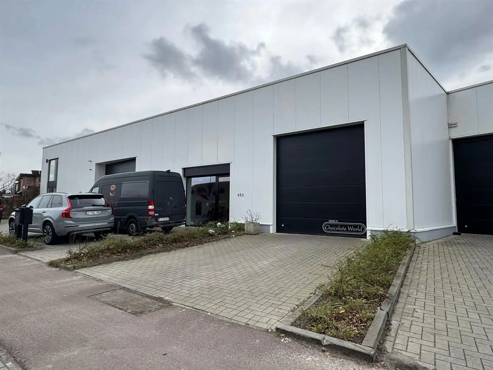 Polyvalent bedrijfspand op top locatie foto {{pictureIndex}}