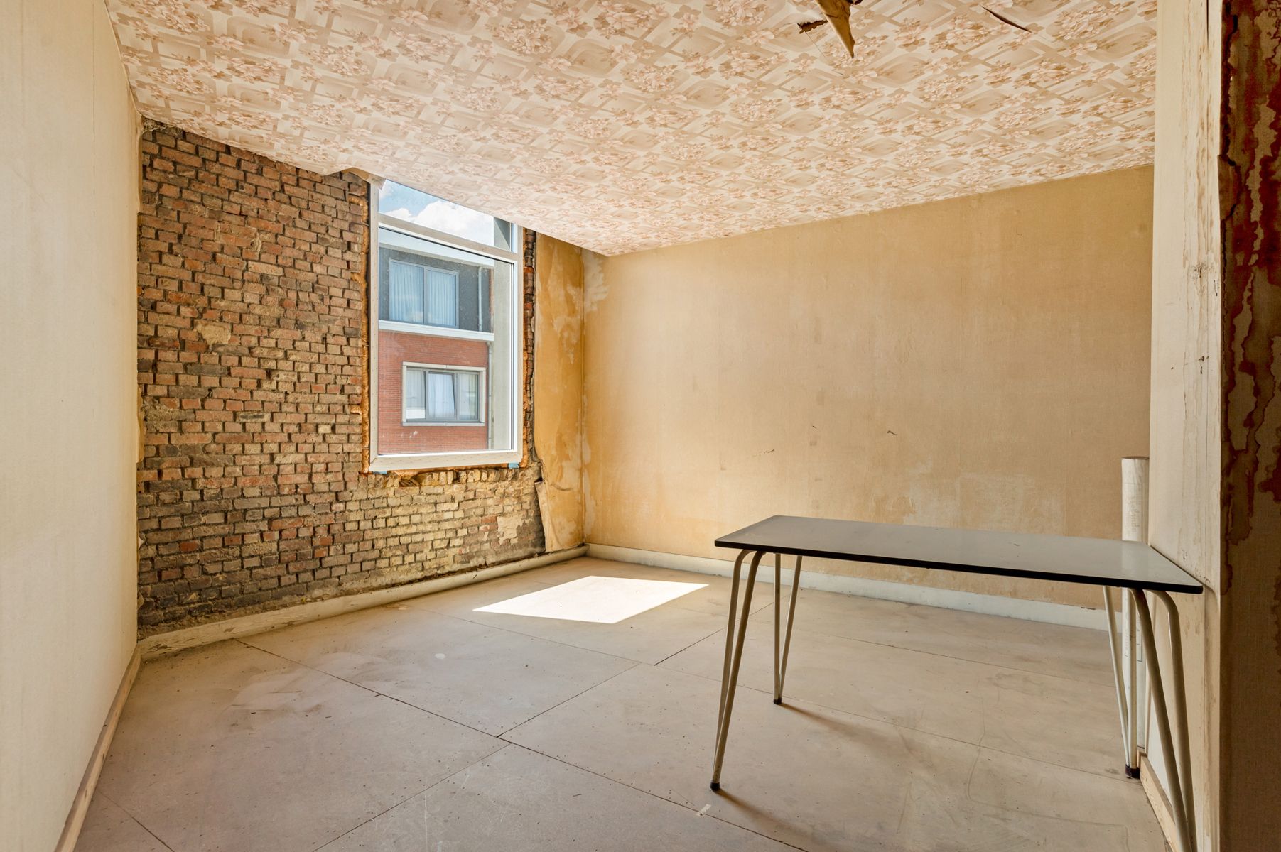 Zeer ruim handelshuis op top locatie in Merksem foto 14