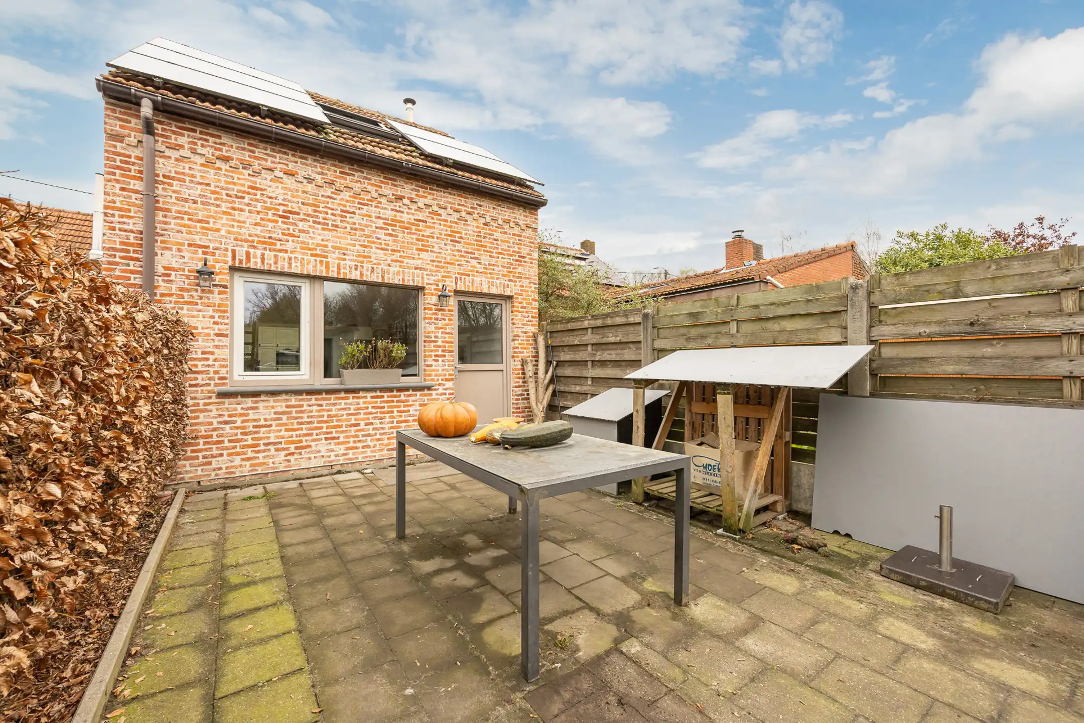 Gerenoveerde instapklare woning op unieke locatie te Beerse foto 4