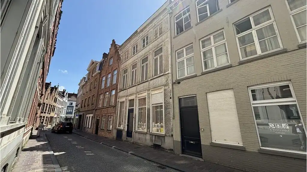 Comfortabele 3-slaapkamerwoning met Terras te koop in Brugge foto 20