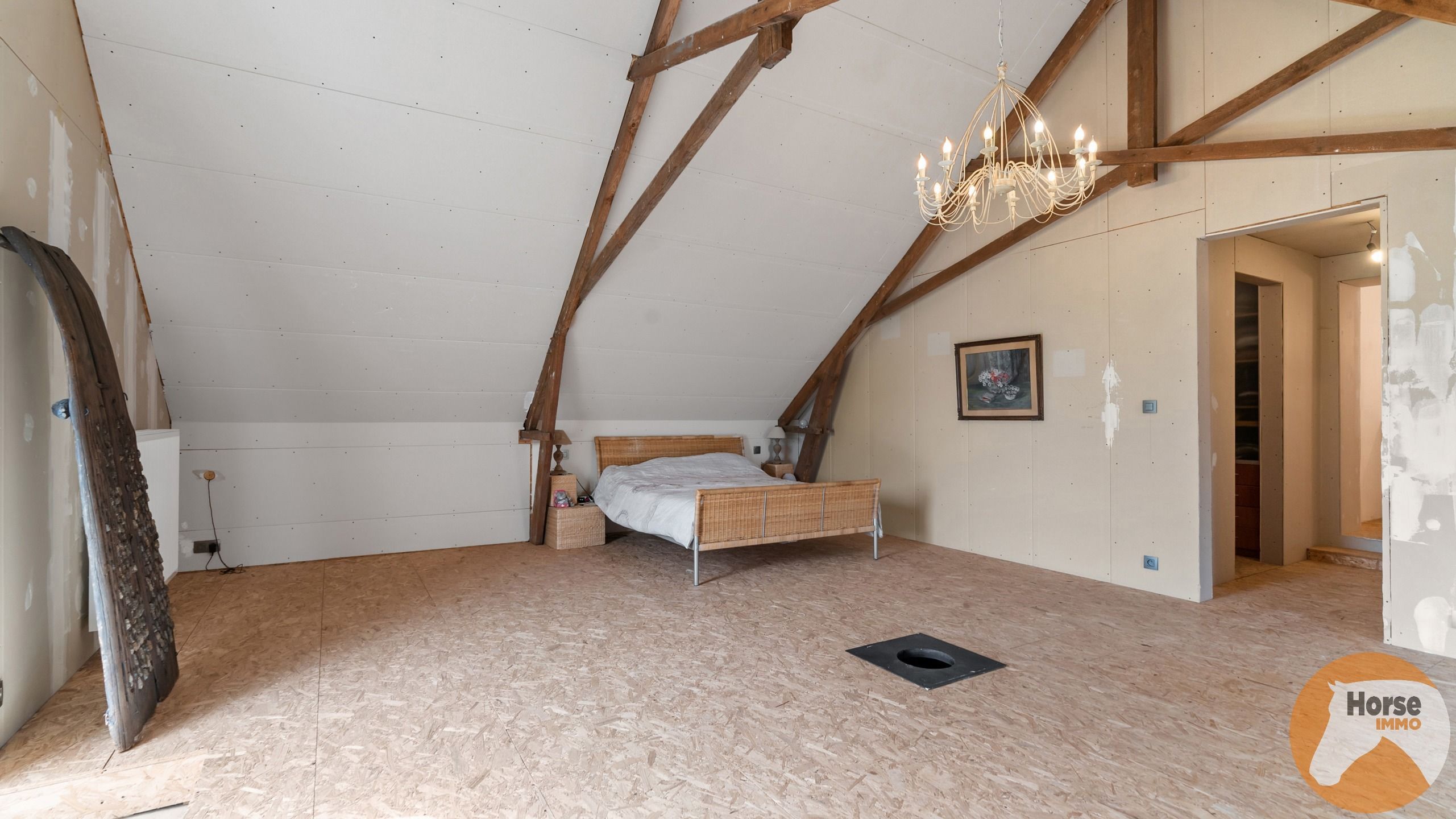  MERCHTEM - Deels gerenoveerde hoeve met stallen op 3,5Ha foto 12