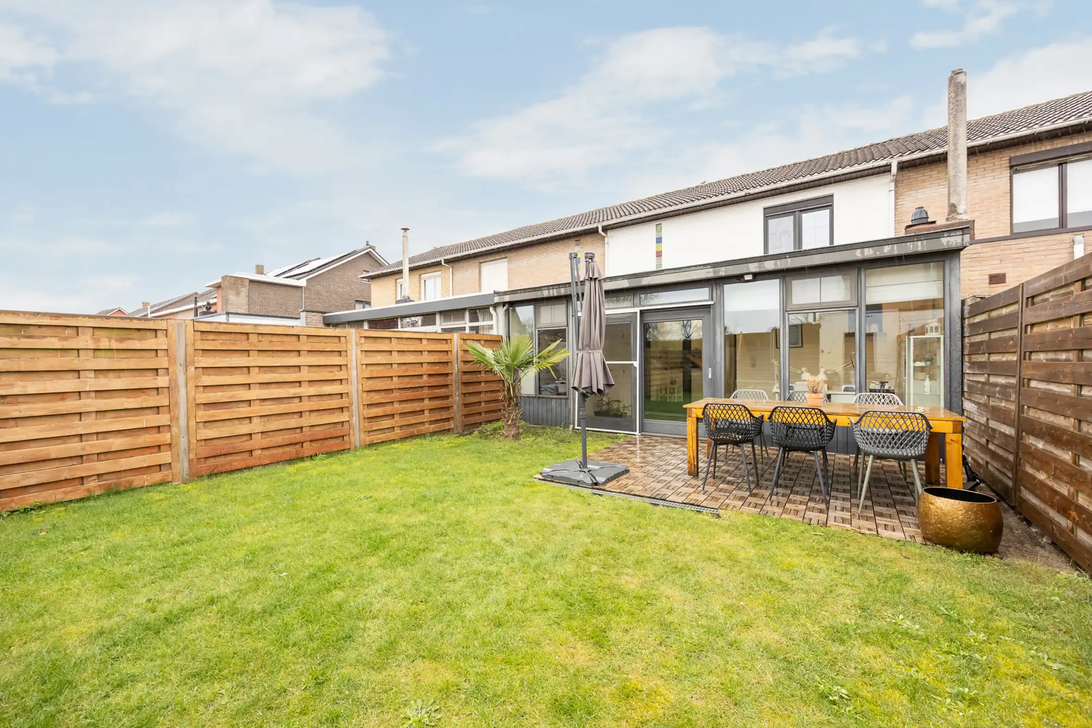 Gunstig gelegen woning met drie slaapkamers en garage foto 37