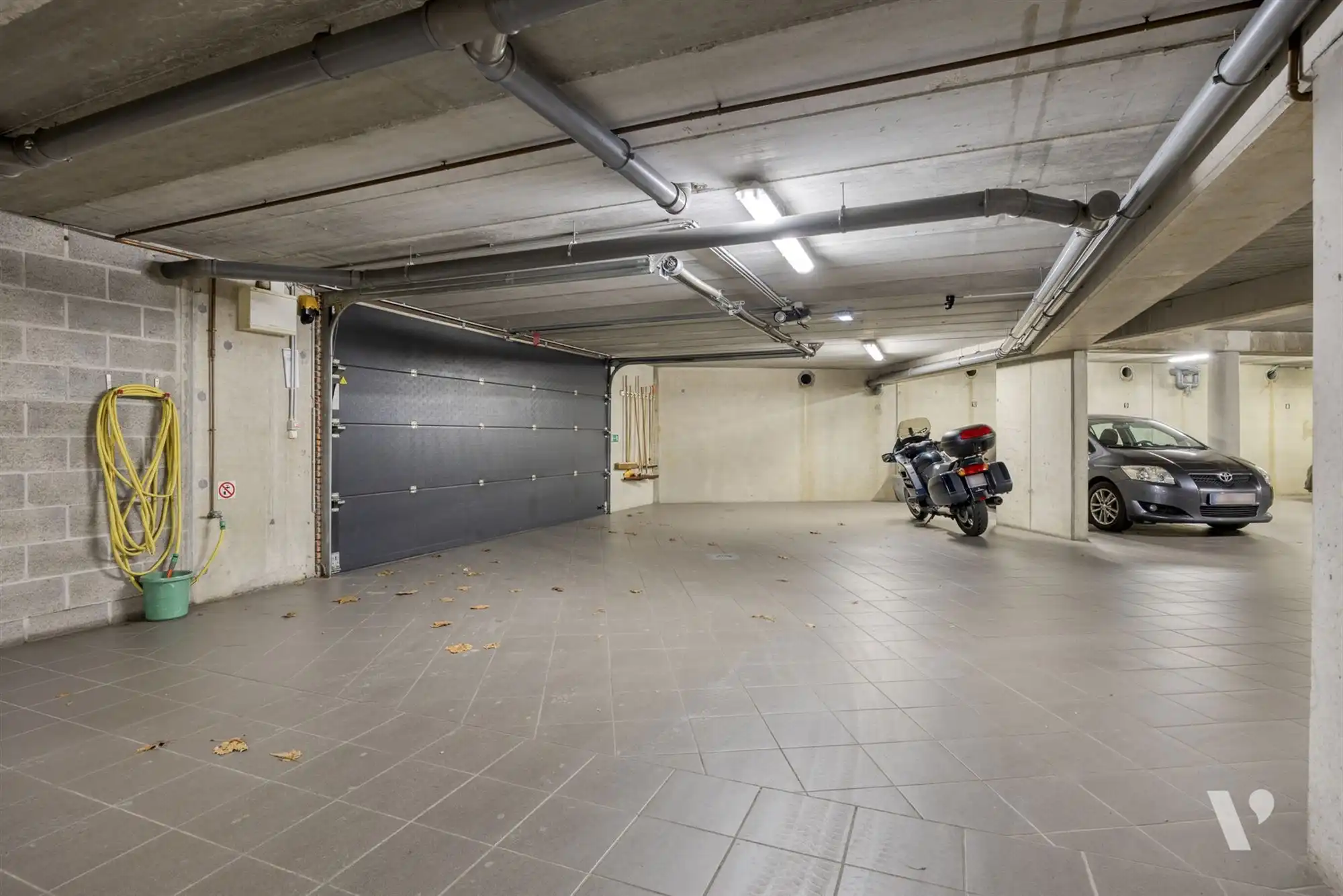 Instapklare penthouse-duplex met garage en berging foto 21