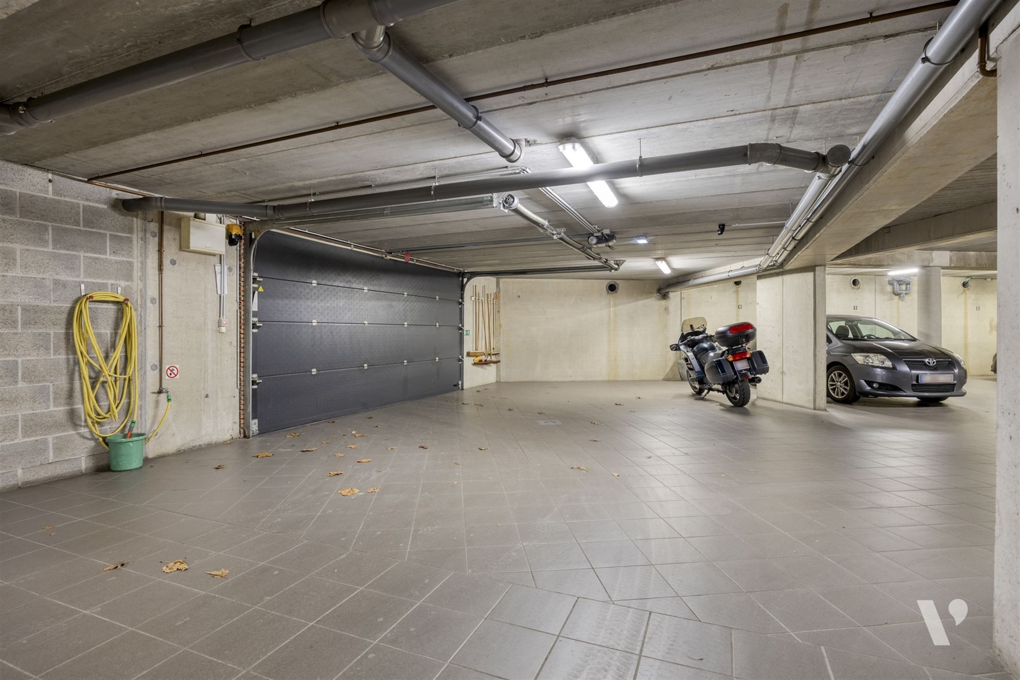 Instapklare penthouse-duplex met garage en berging foto 21