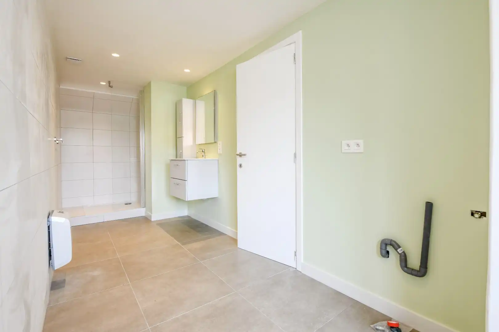 Prachtig gerenoveerd duplexappartement met groot zonneterras en open zicht, gelegen vlakbij de Zoutelaan en de Dumortierlaan. foto 18