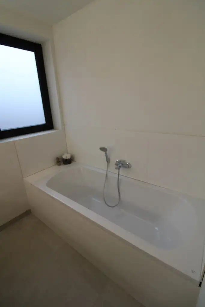 VOLLEDIG AFGEWERKTE ENERGIEZUINIGE NIEUWBOUWWONING OP 616m² foto 17