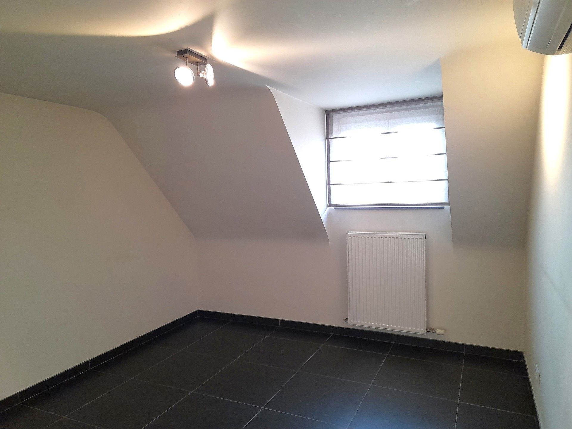 2-slpk-appartement met groot terras, berging en autostaanplaats foto 21