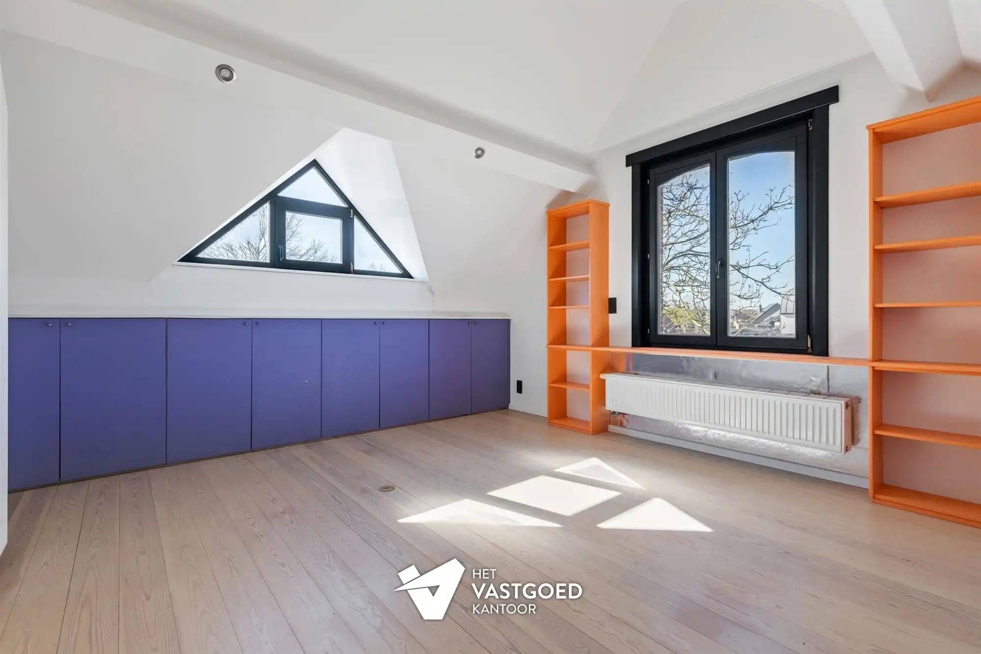 ZEER RUIME WONING MET TAL VAN MOGELIJKHEDEN OP BREED PERCEEL VAN 15 ARE TE KOERSEL foto 27