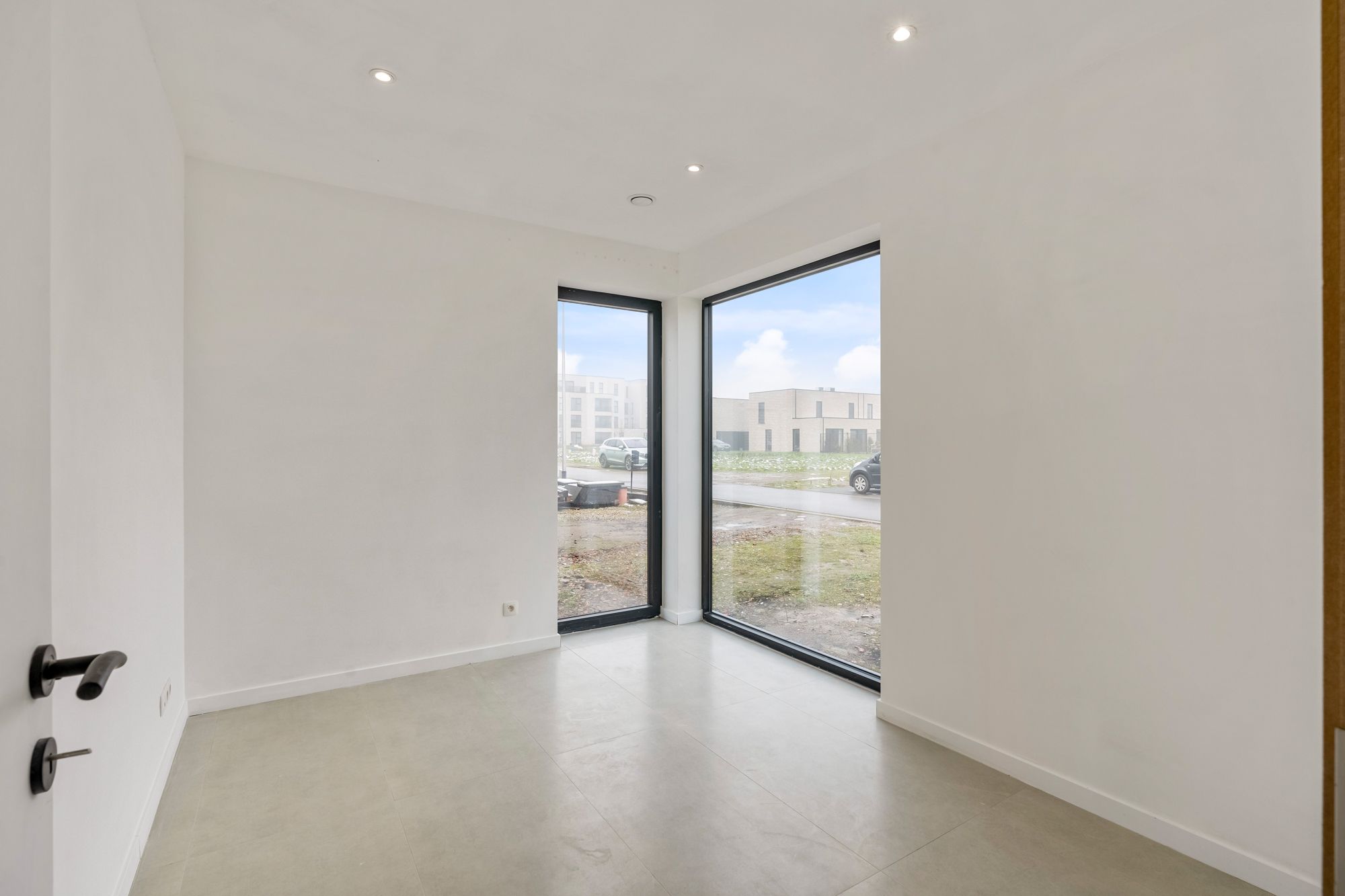 Moderne nieuwbouwwoning met 4 slaapkamers te Alken! foto 11