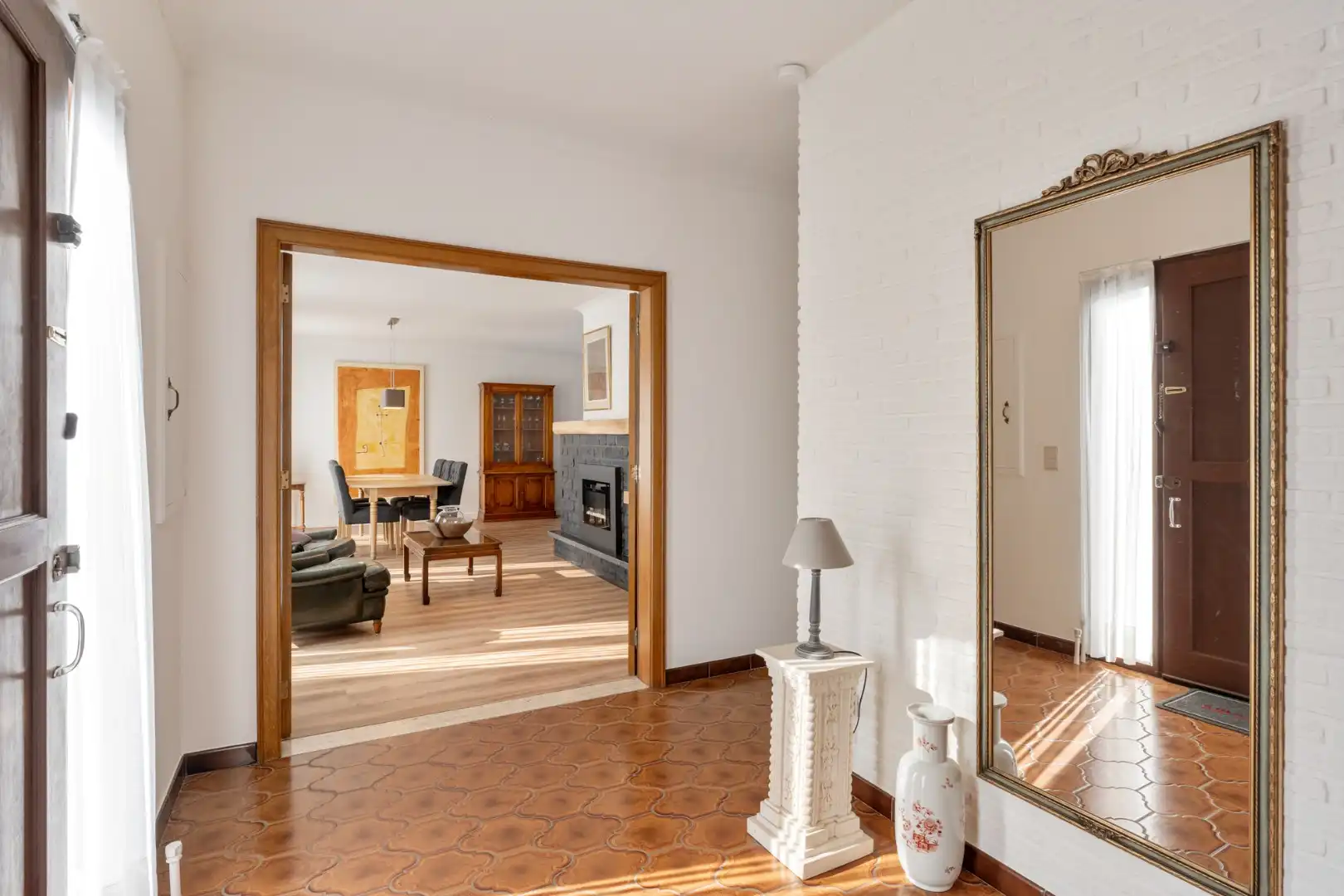 Zeer goed onderhouden gelijkvloerse gezinswoning op een riant perceel van 19a75ca op een rustige locatie te Schalkhoven, een deelgemeente van Hoeselt.  foto 10