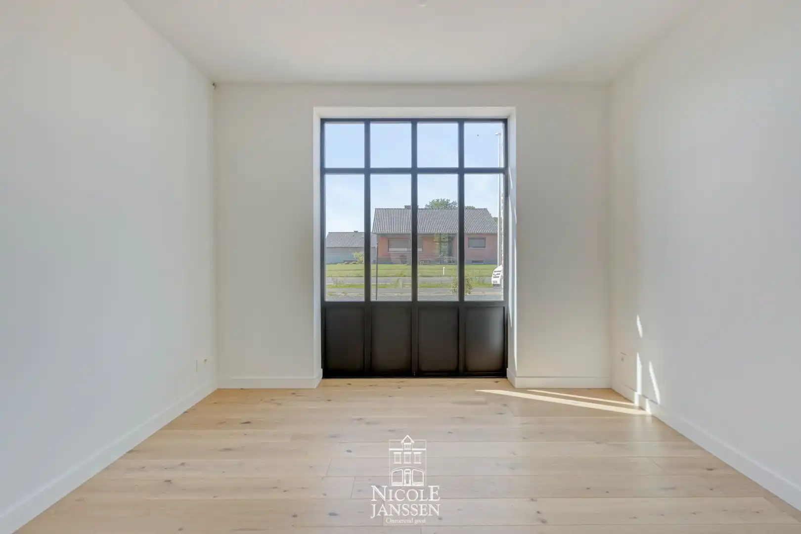 Nieuwbouwwoning van 216m² foto 8
