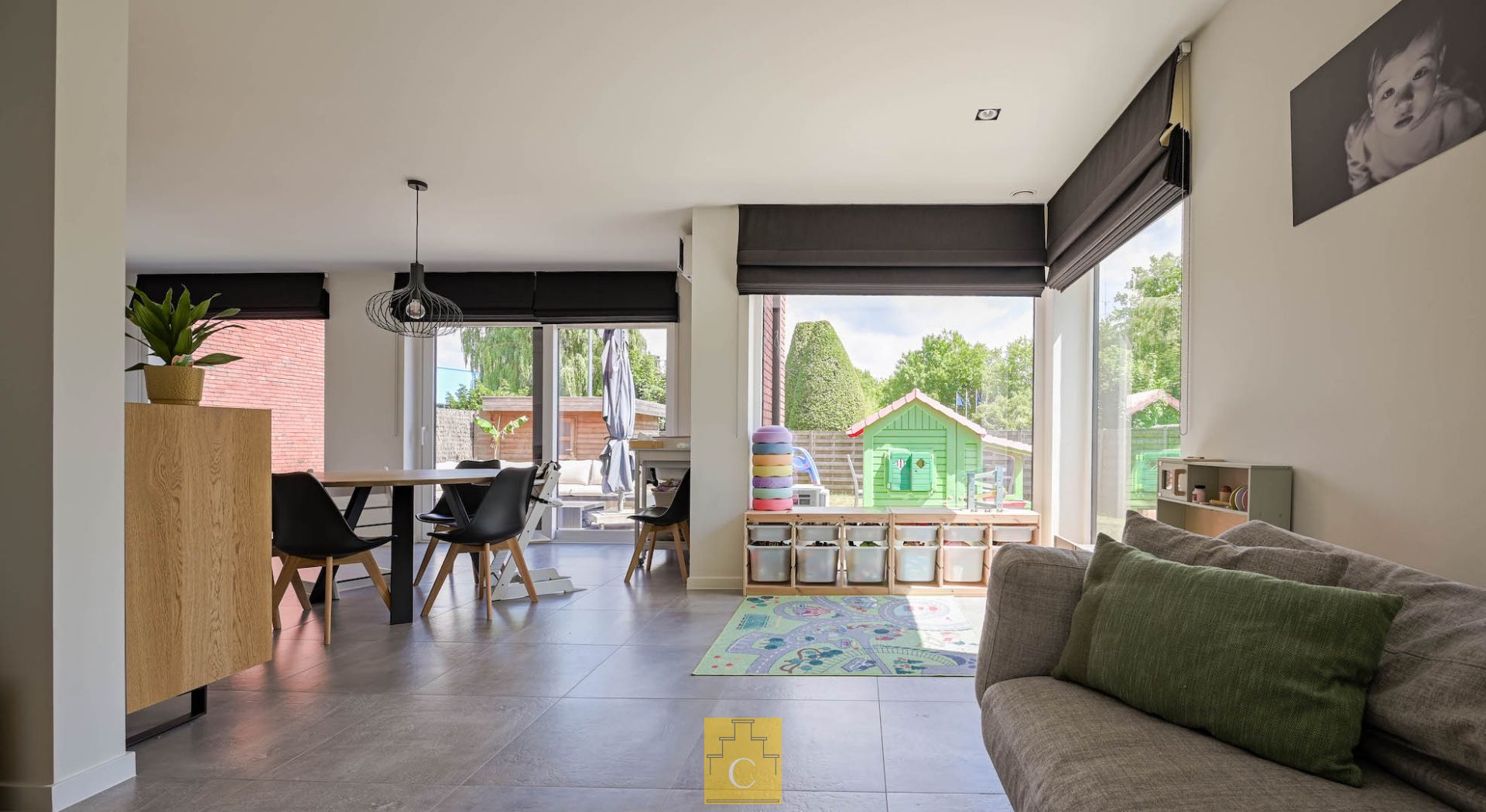 Moderne en energiezuinige (label A) gezinswoning te Oostkamp foto 2
