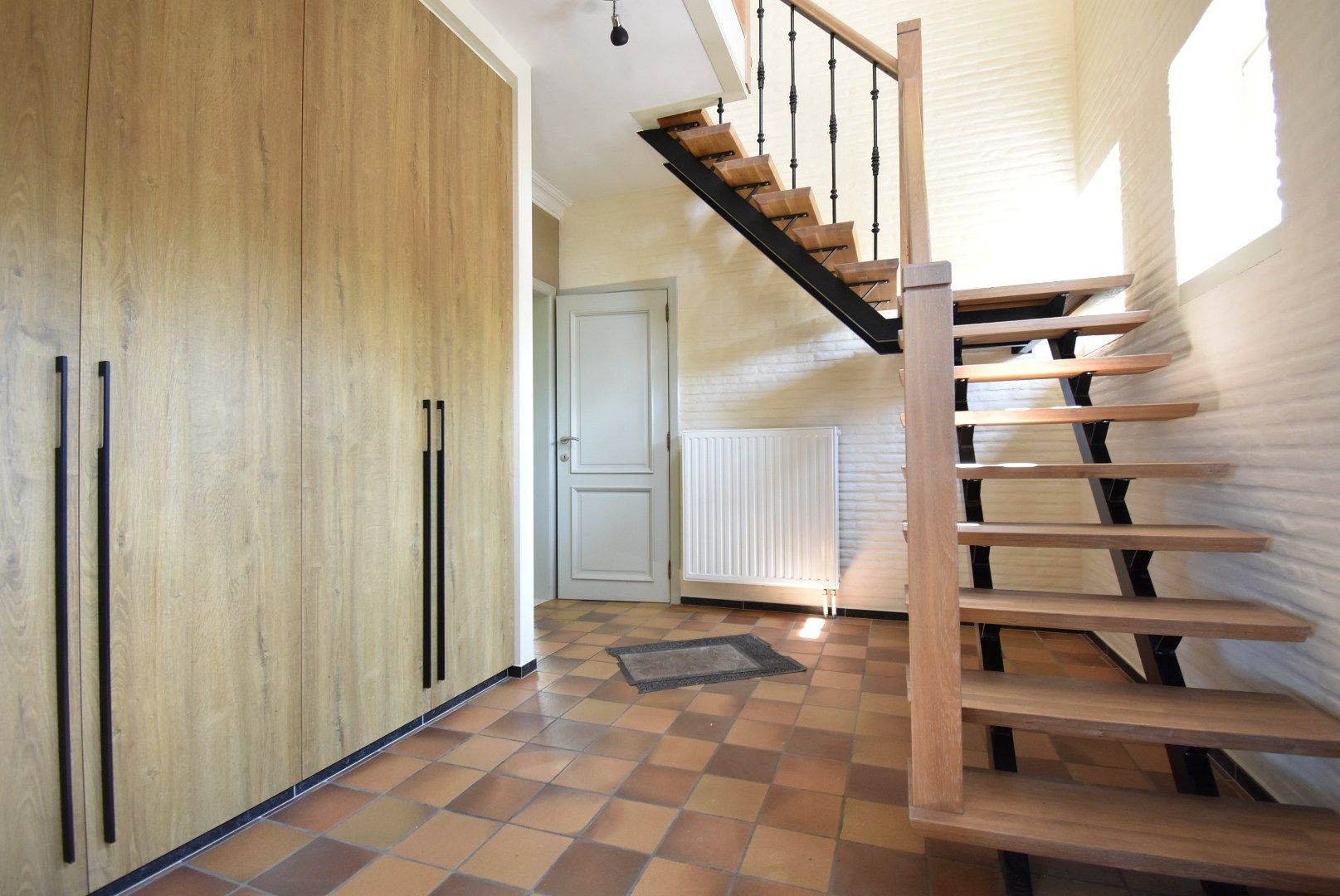 Ruime halfopen woning met 3 slaapkamers in Kiewit foto 6