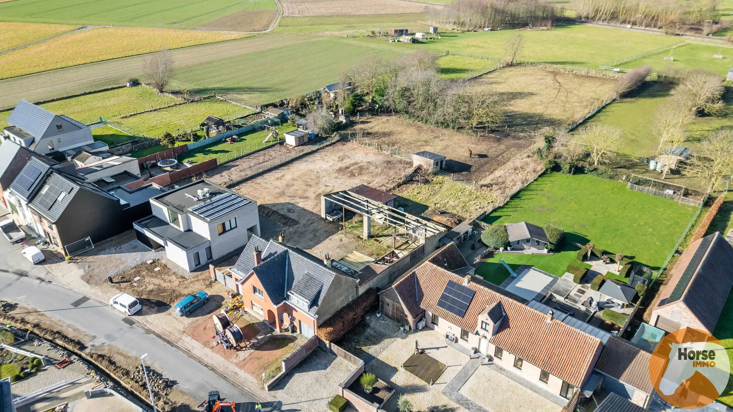 BAMBRUGGE – Landelijke woning met weide en schuur  foto 16